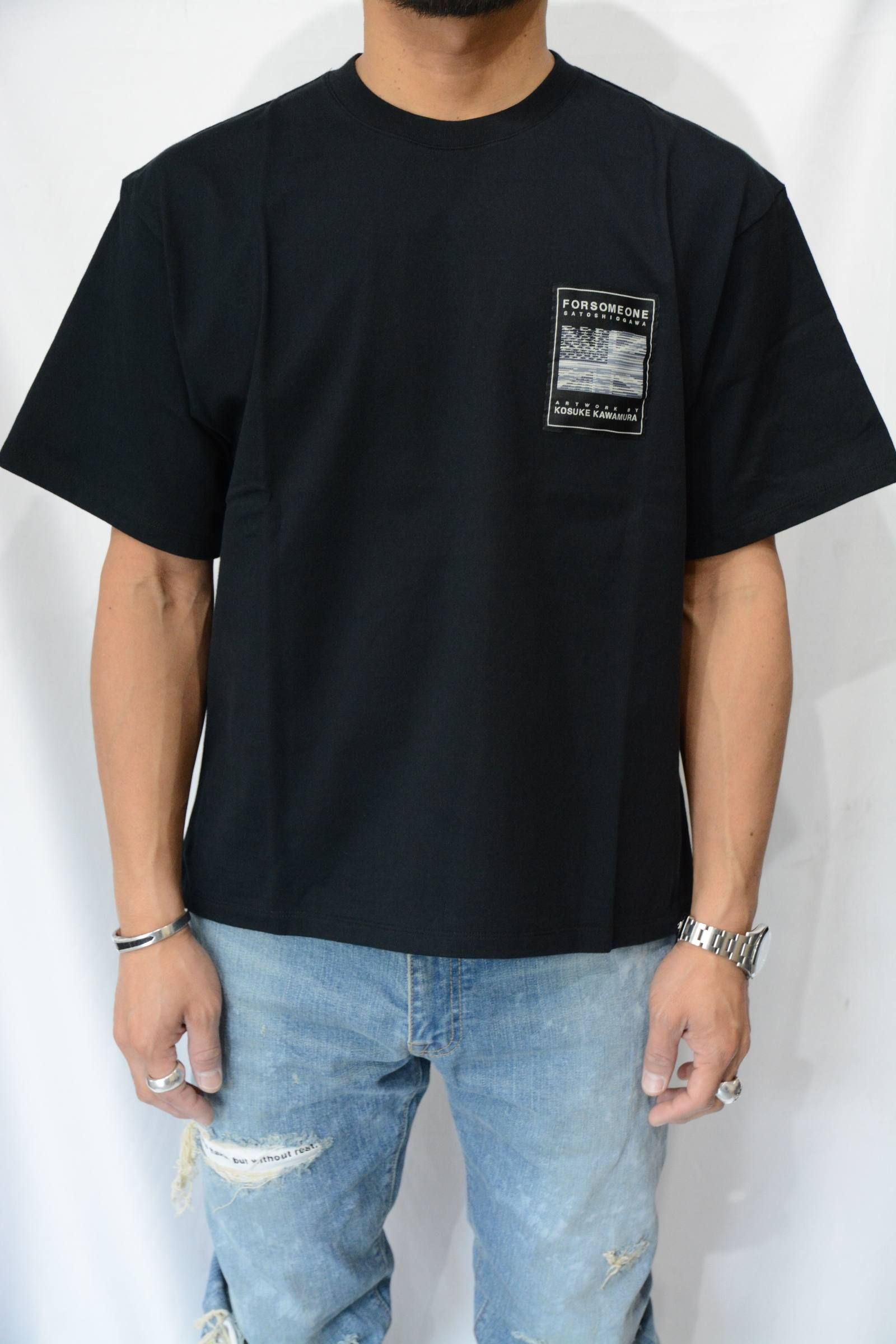 FORSOMEONE - 3FLAGS TEE (BLACK) | chord online store