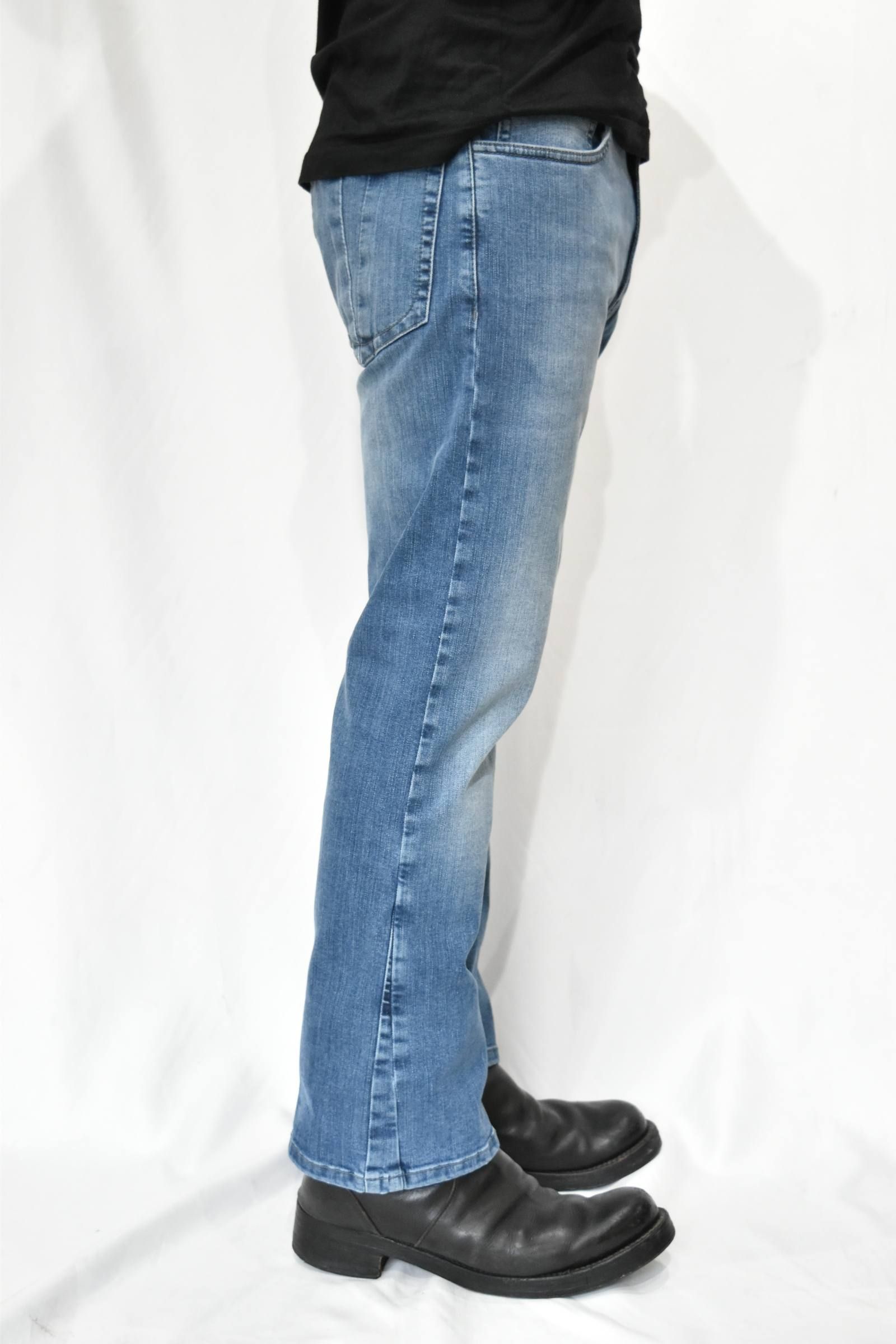 イサムカタヤマバックラッシュ　ダメージ加工ブーツカットパンツ ISAMUKATAYAMA BACKLASH イサムカタヤマバックラッシュ 1308-03