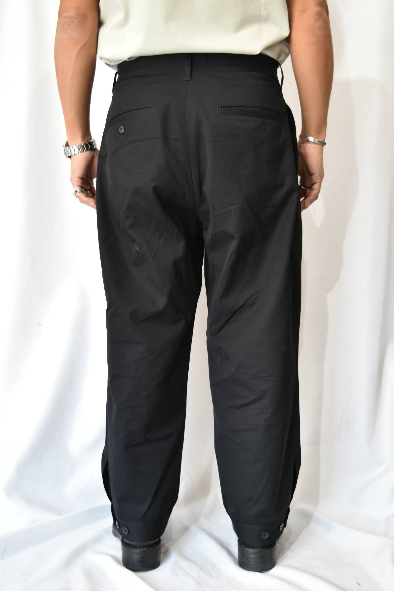 ISAMU KATAYAMA BACKLASH - タック パンツ | chord online store