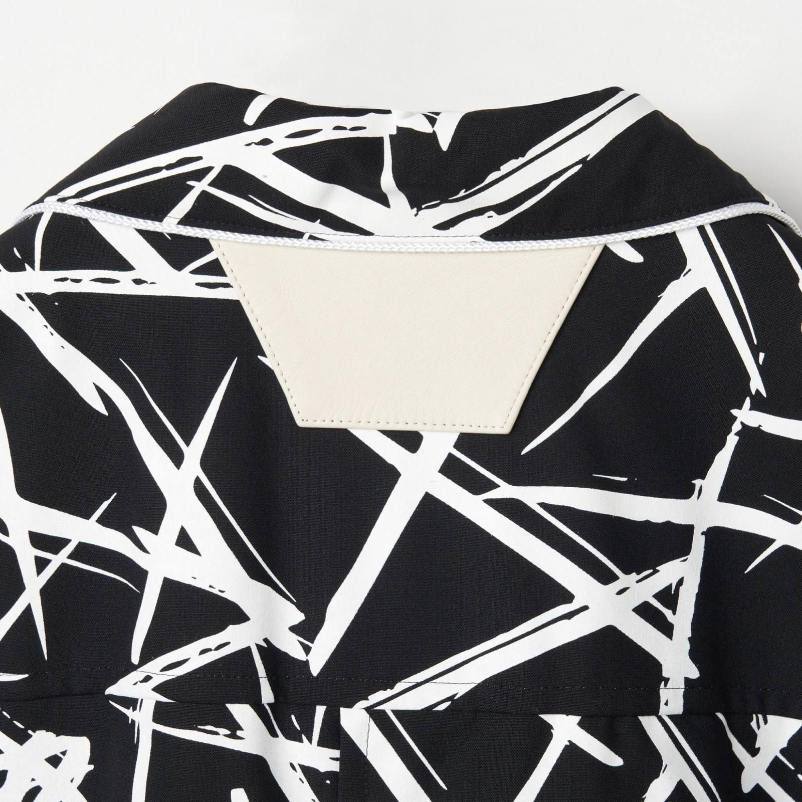 BED JACKET MONOTONE"