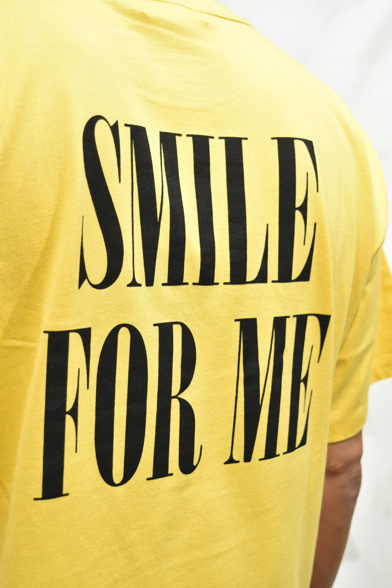 SMILE T"