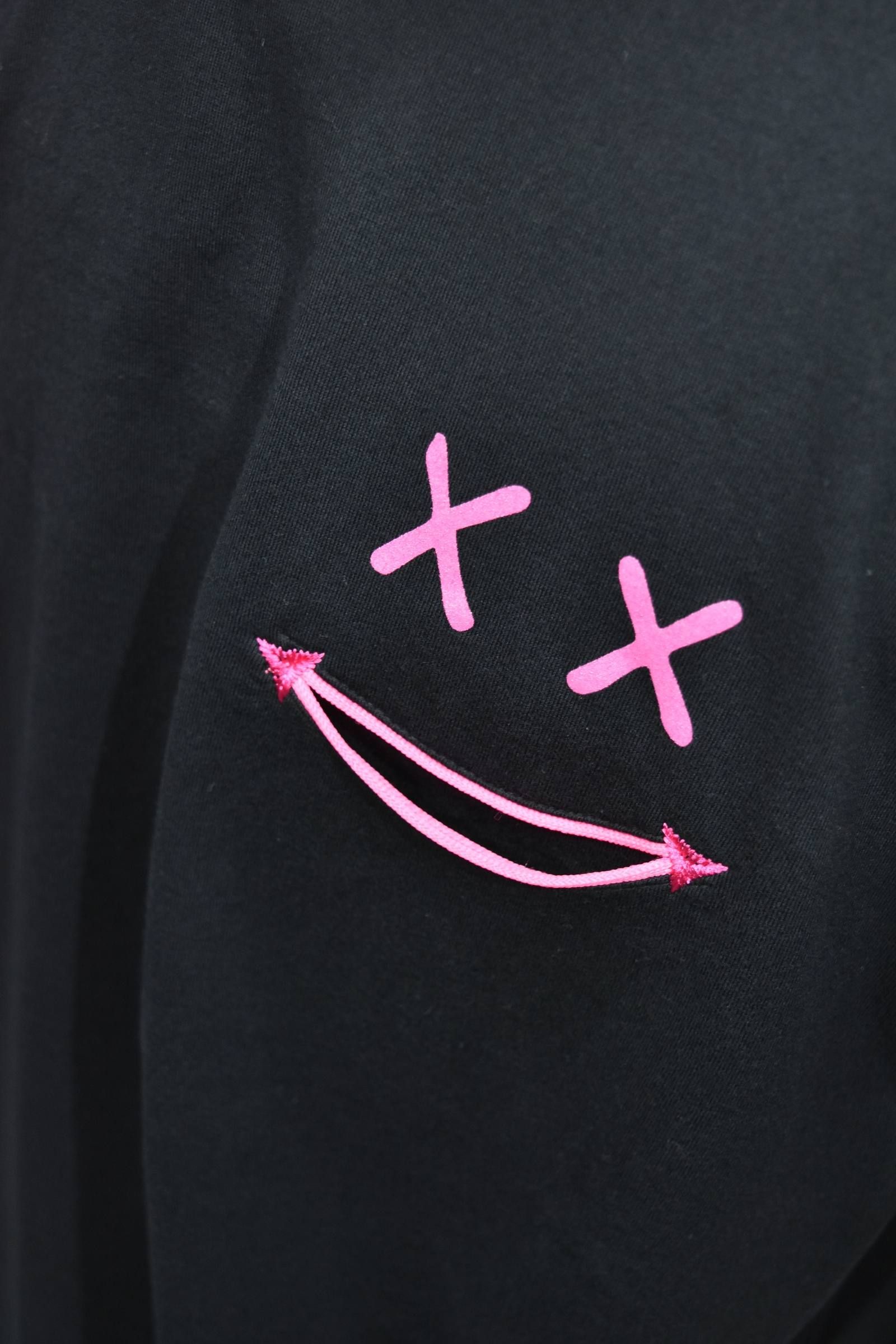 SMILE T"