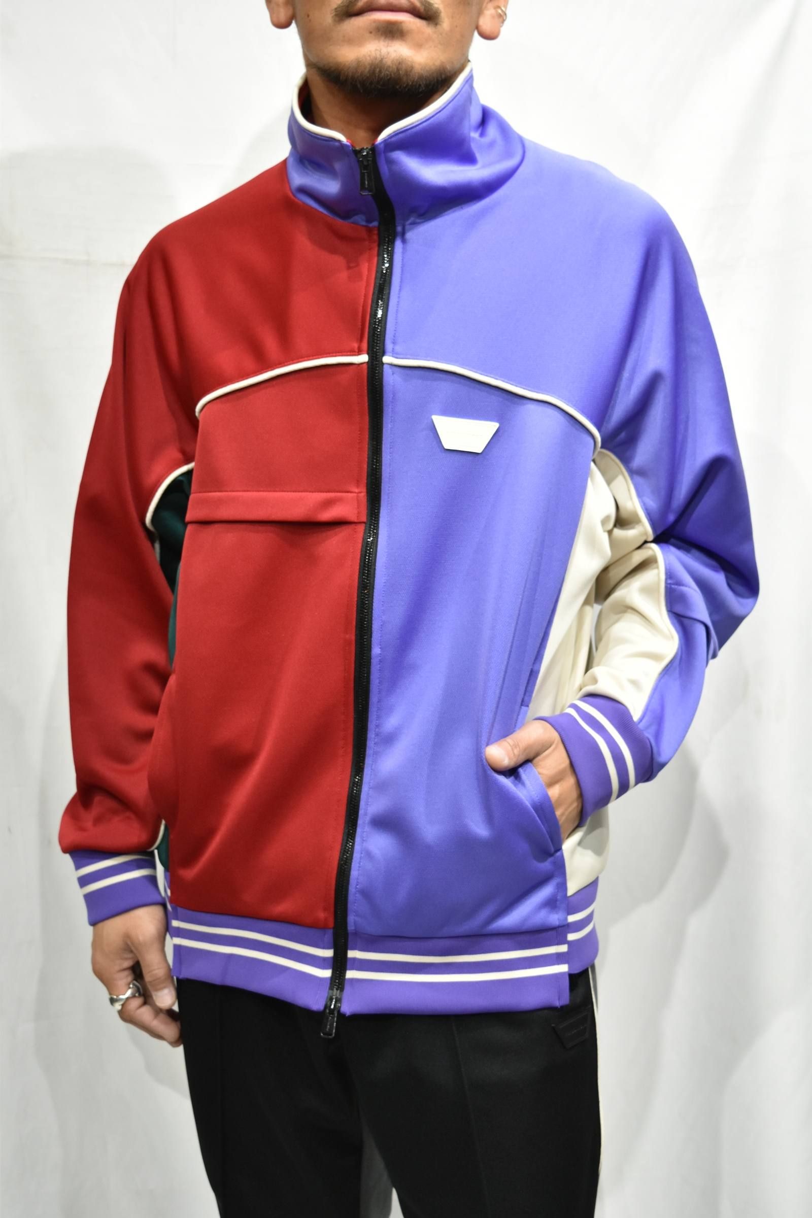 TRACK TOP"
