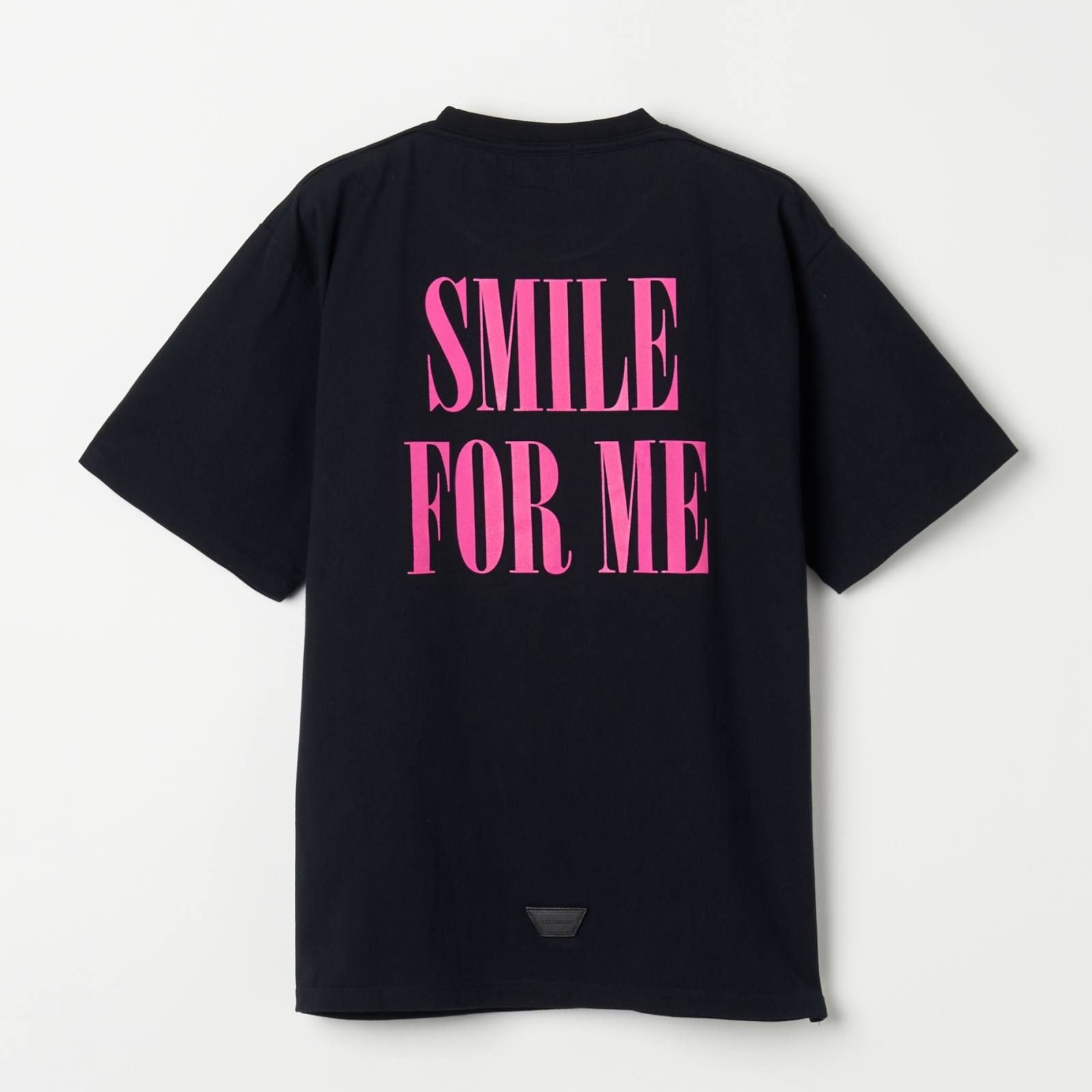 SMILE T"