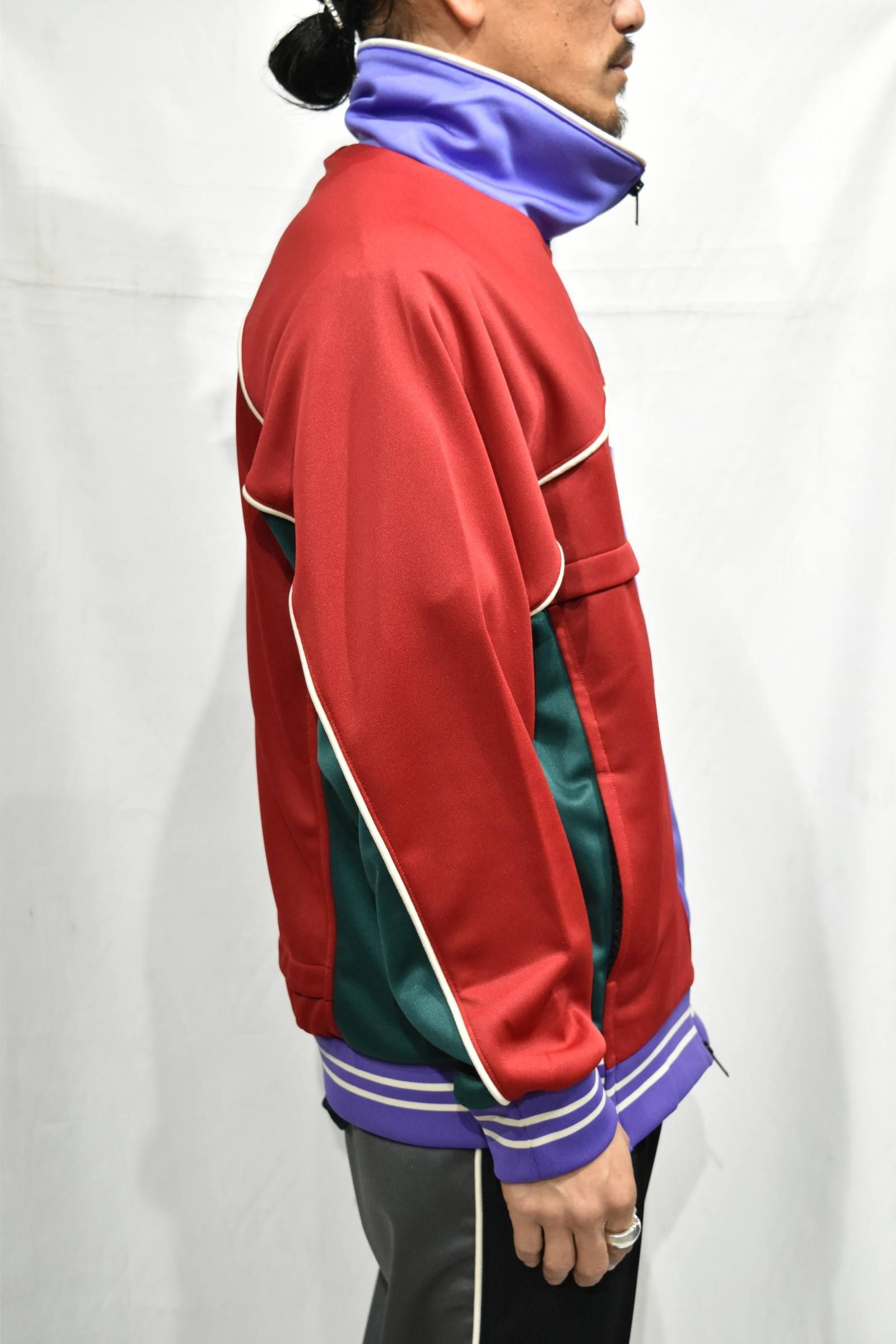 TRACK TOP"
