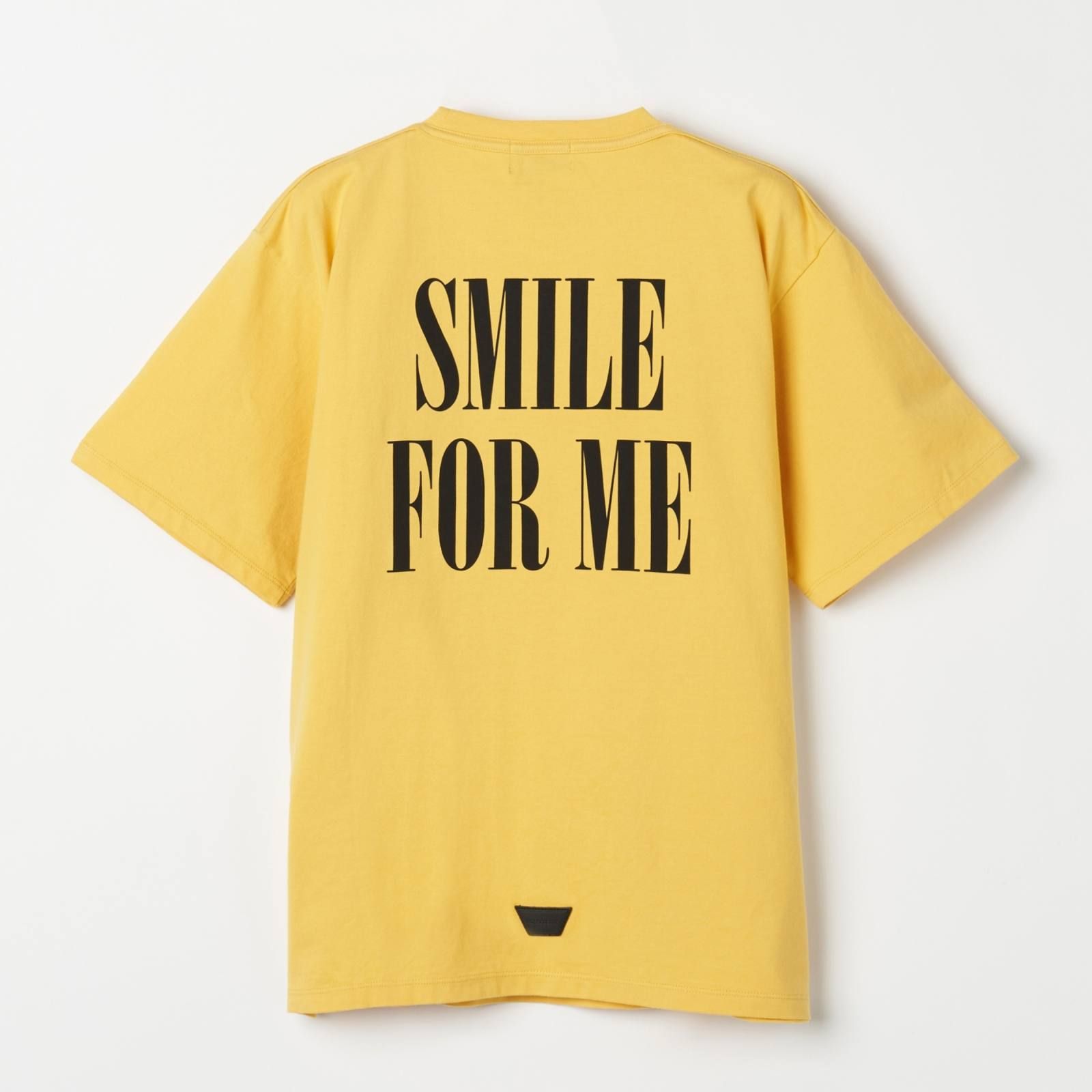 SMILE T"