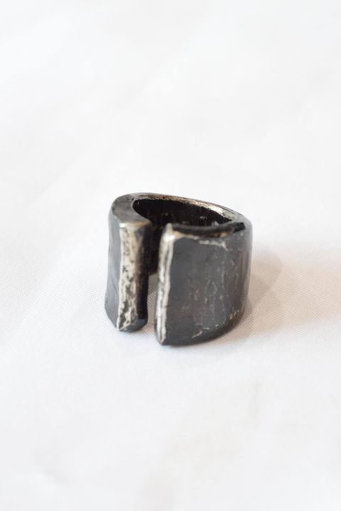 × JUN UEZONO PINKY RING