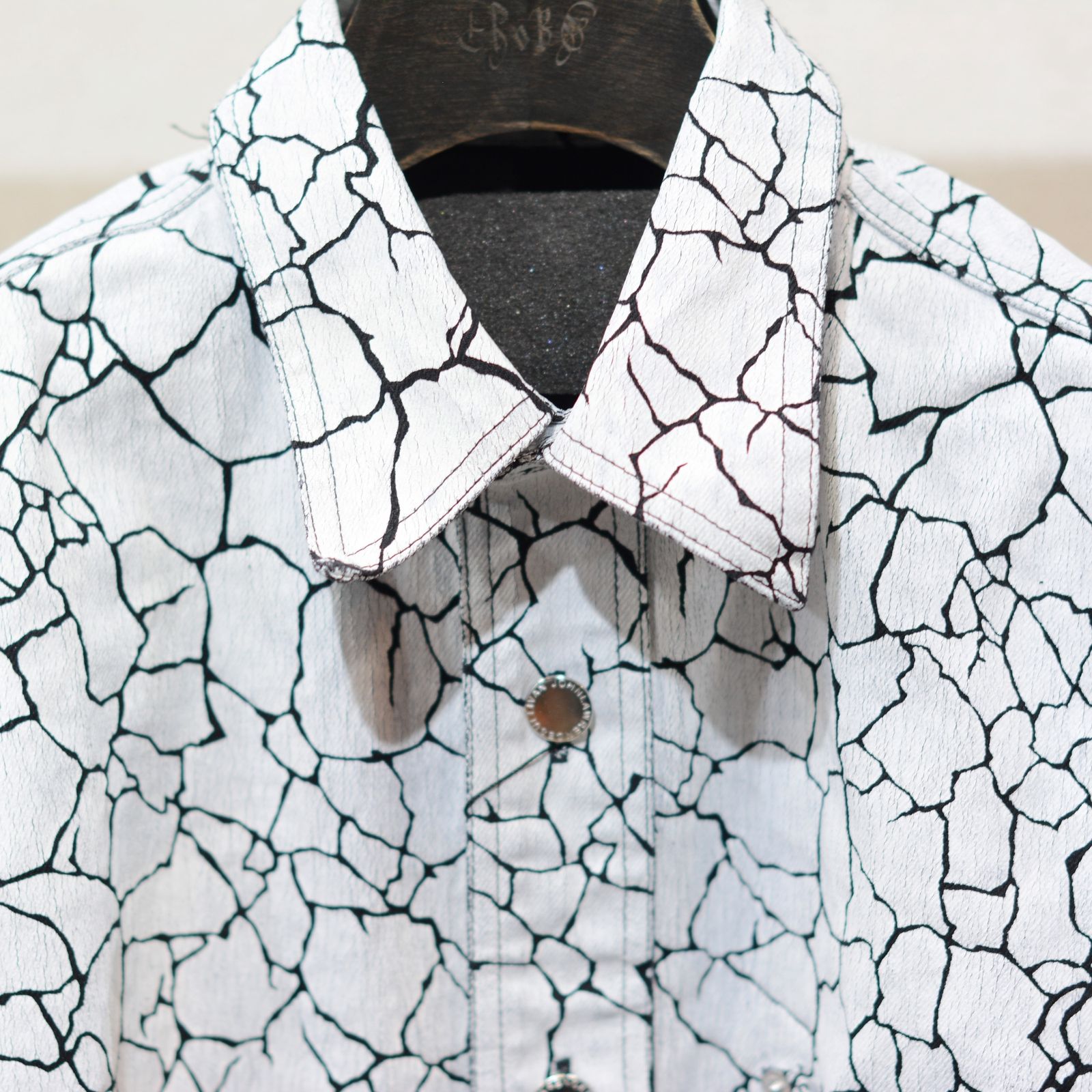 JOHNLAWRENCESULLIVAN - Cracked denim oversized shirt