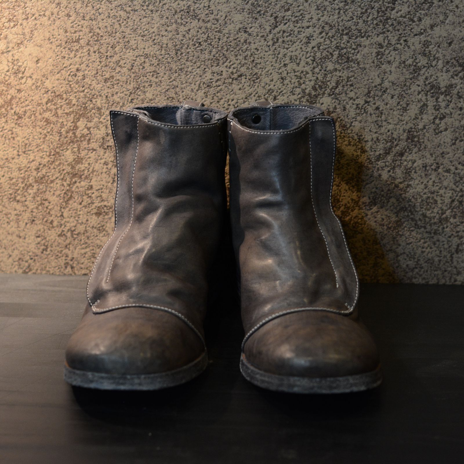 HORSE LEATHER WF-1 WRAP FRONT W/ZIP LINED LEATHER SOLES