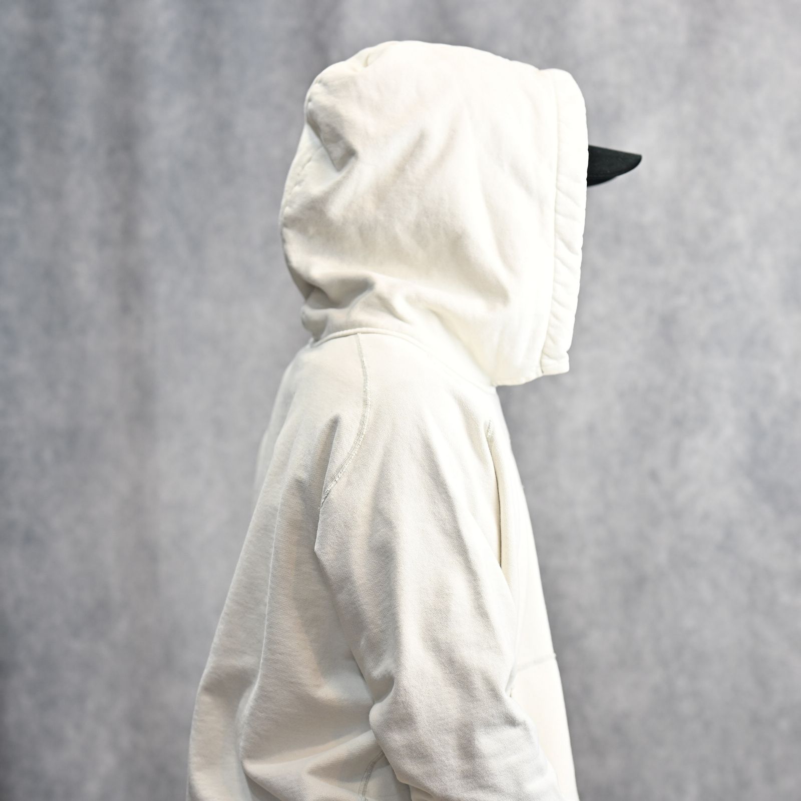 W-V AFTER HOODIE (OFF WHITE / オフホワイト) パーカー フーディー 2401002M