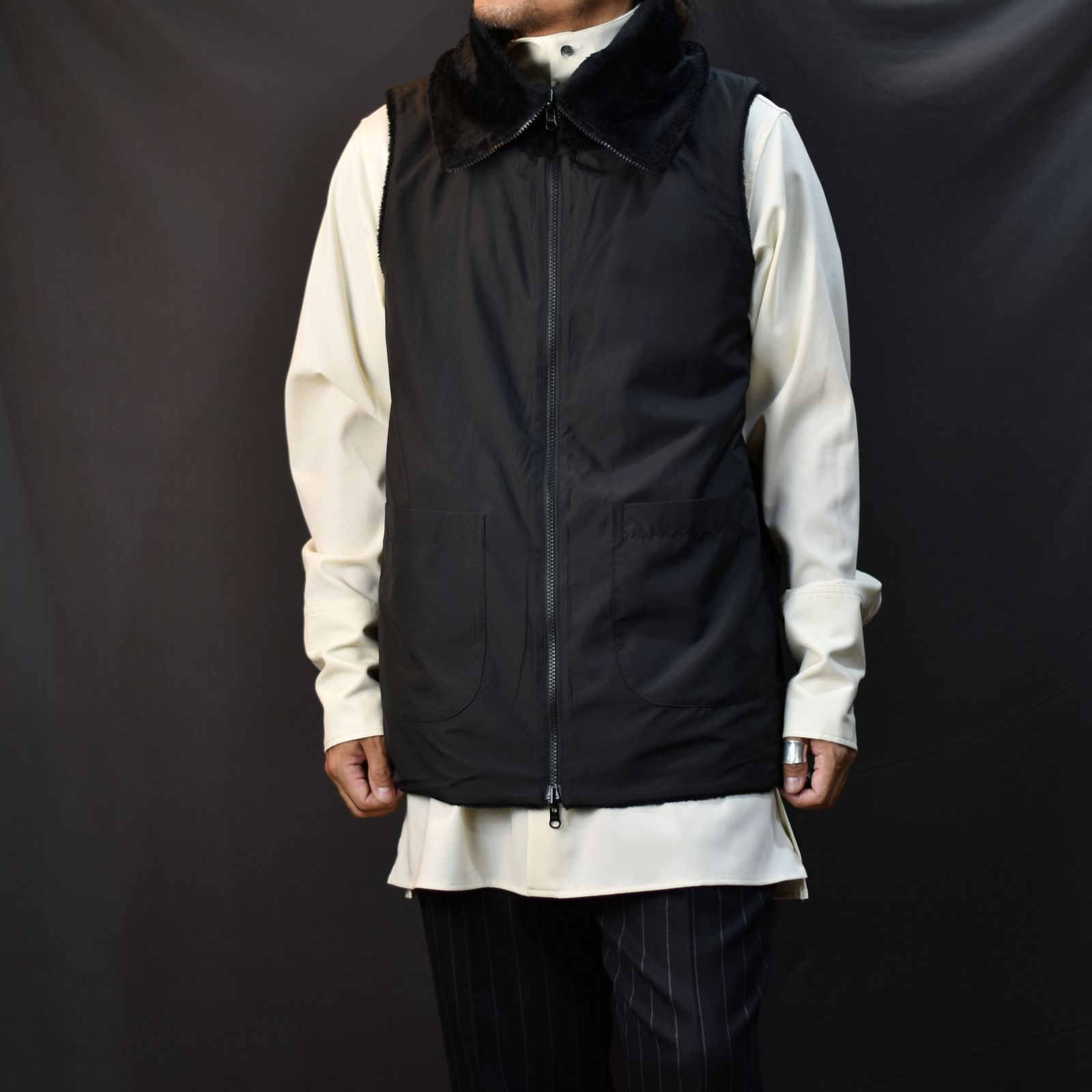 prasthana - super high neck vest (BLACK) / ハイネック ベスト ...