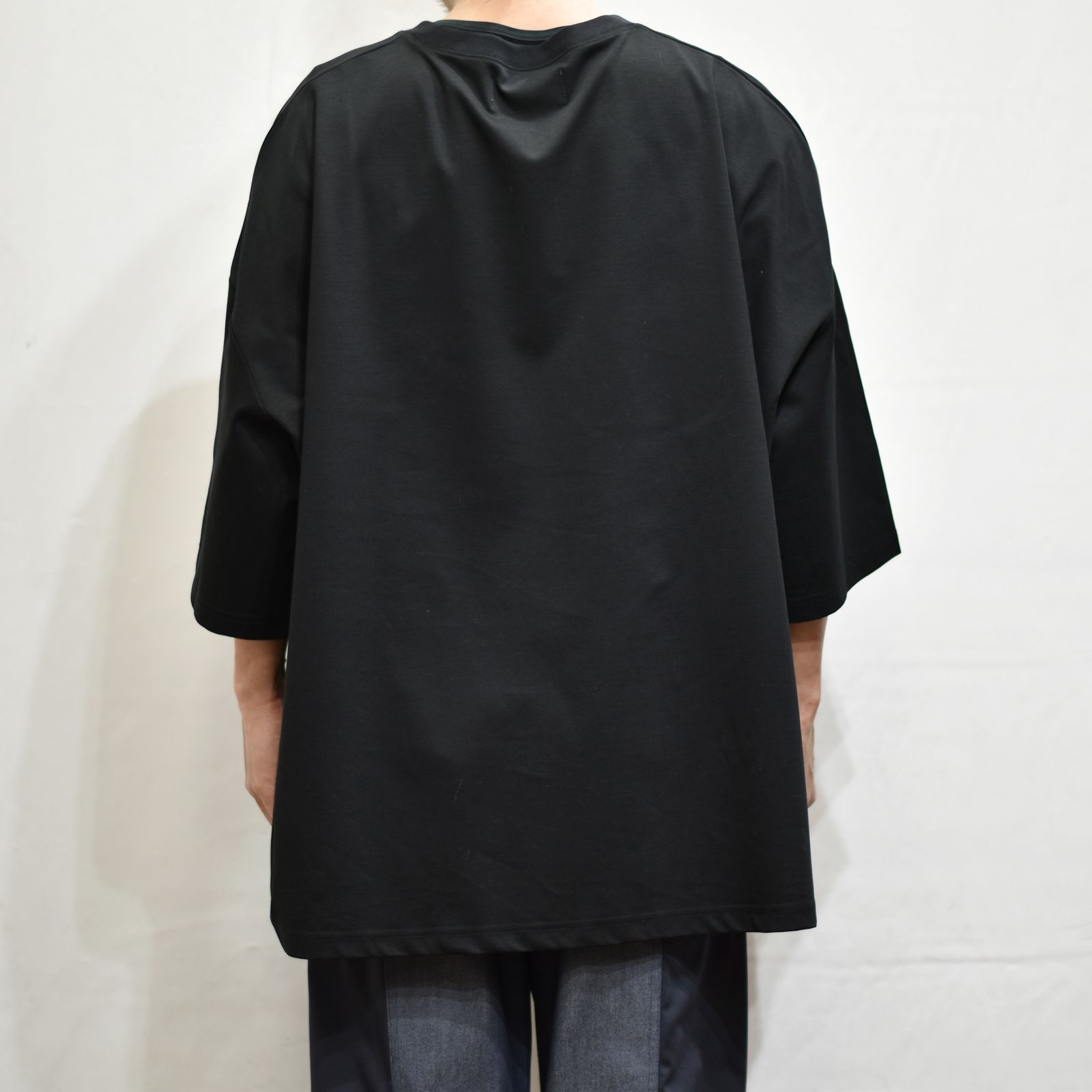 Licht Bestreben プリーツリブニットサイドベンツTシャツ Licht Bestreben プリーツリブニットサイドベンツTシャツ トップス