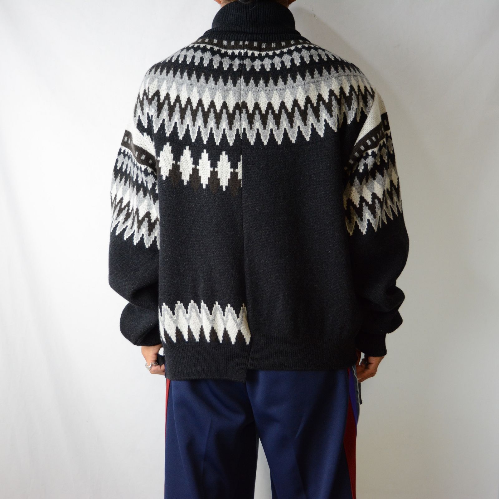 DECONSTRUCTED NORDIC KNIT （CHARCOAL × NAVY） / ノルディック柄 ハイネック ニット （チャコール × ネイビー）