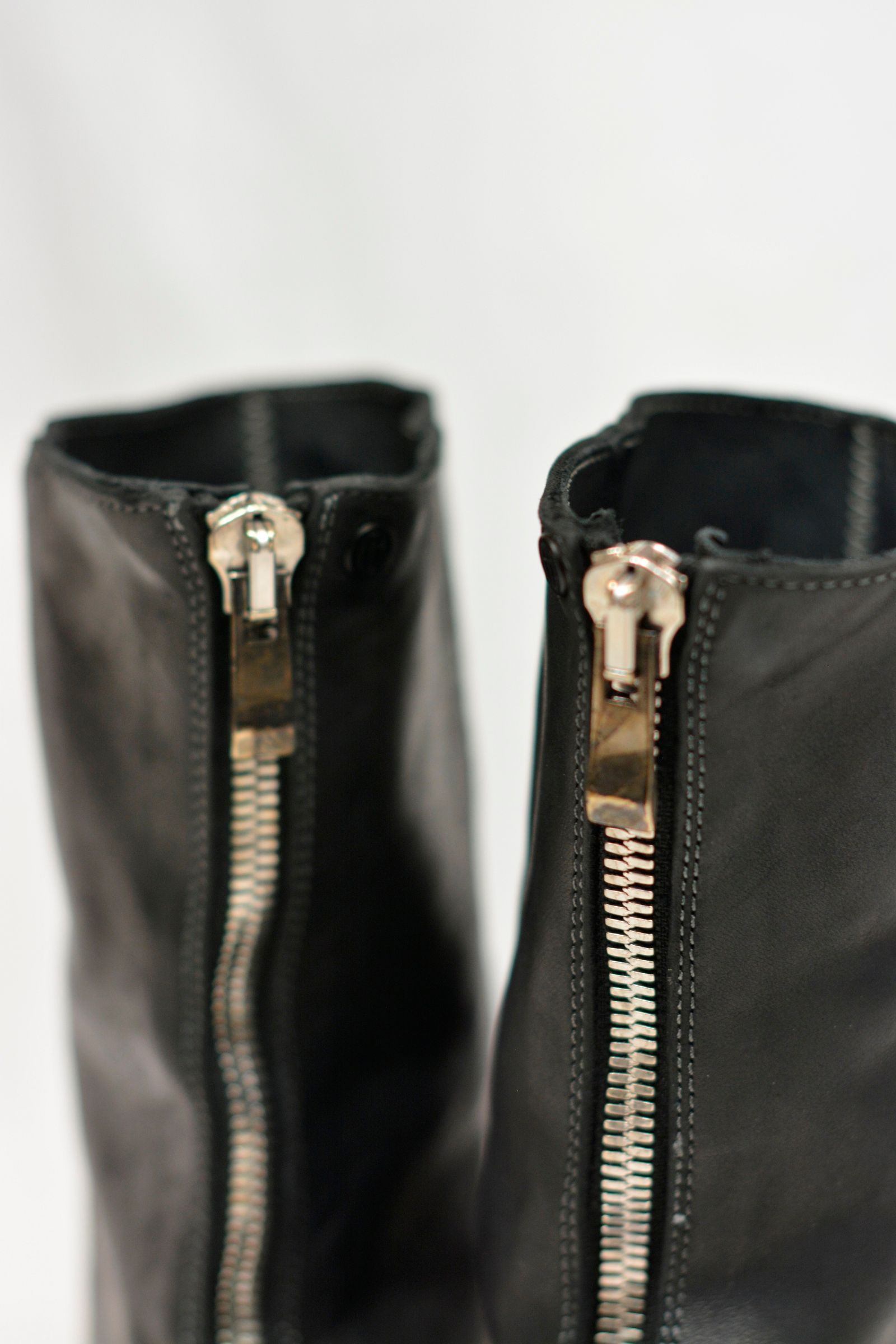 HORSE BACK ZIP PECOS W/NAILS LINED LEATHER SOLES PIECE DYED