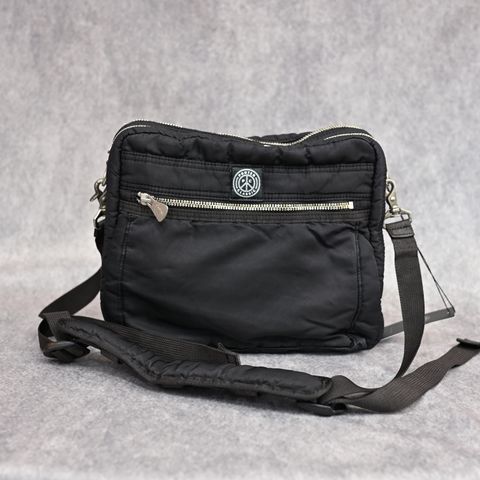 SUPER NYLON SIMPLE SHOULDER BAG (BLACK) / スーパーナイロン ショルダーバッグ （ブラック） PC-015-3075-10