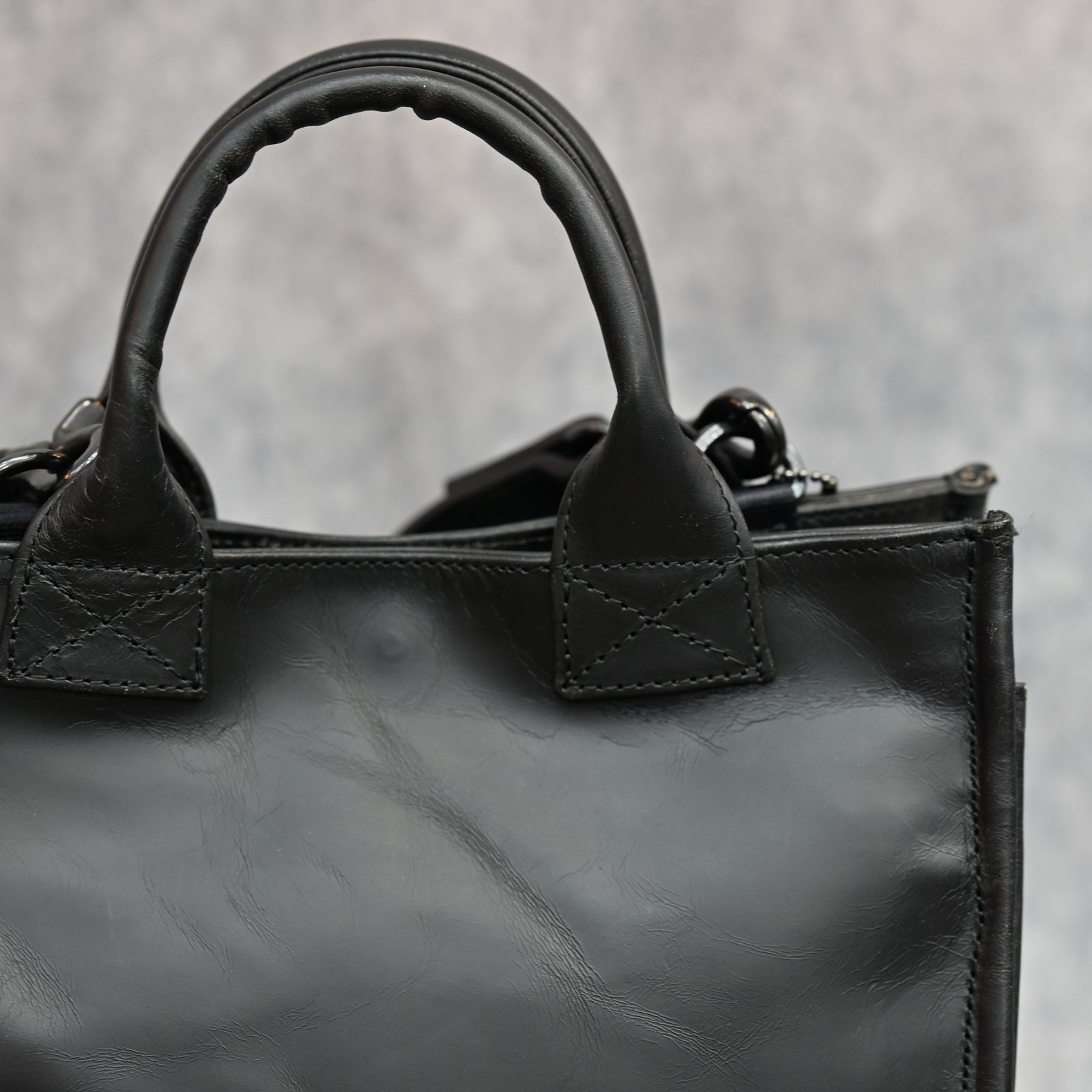 JAPAN HORSE CRACKING VINTAGE MINI-TOTE/SHOULDER BAG （BLACK）｜ジャパンホース ミニトート バッグ｜260-01
