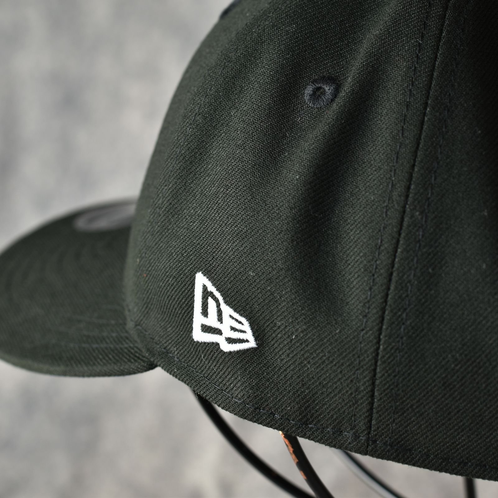 × NEWERA®︎ CALEE NT LOGO BASEBALL CAP ＜EXCLUSIVE＞ (BLACK) / ニューエラ ベースボールキャップ