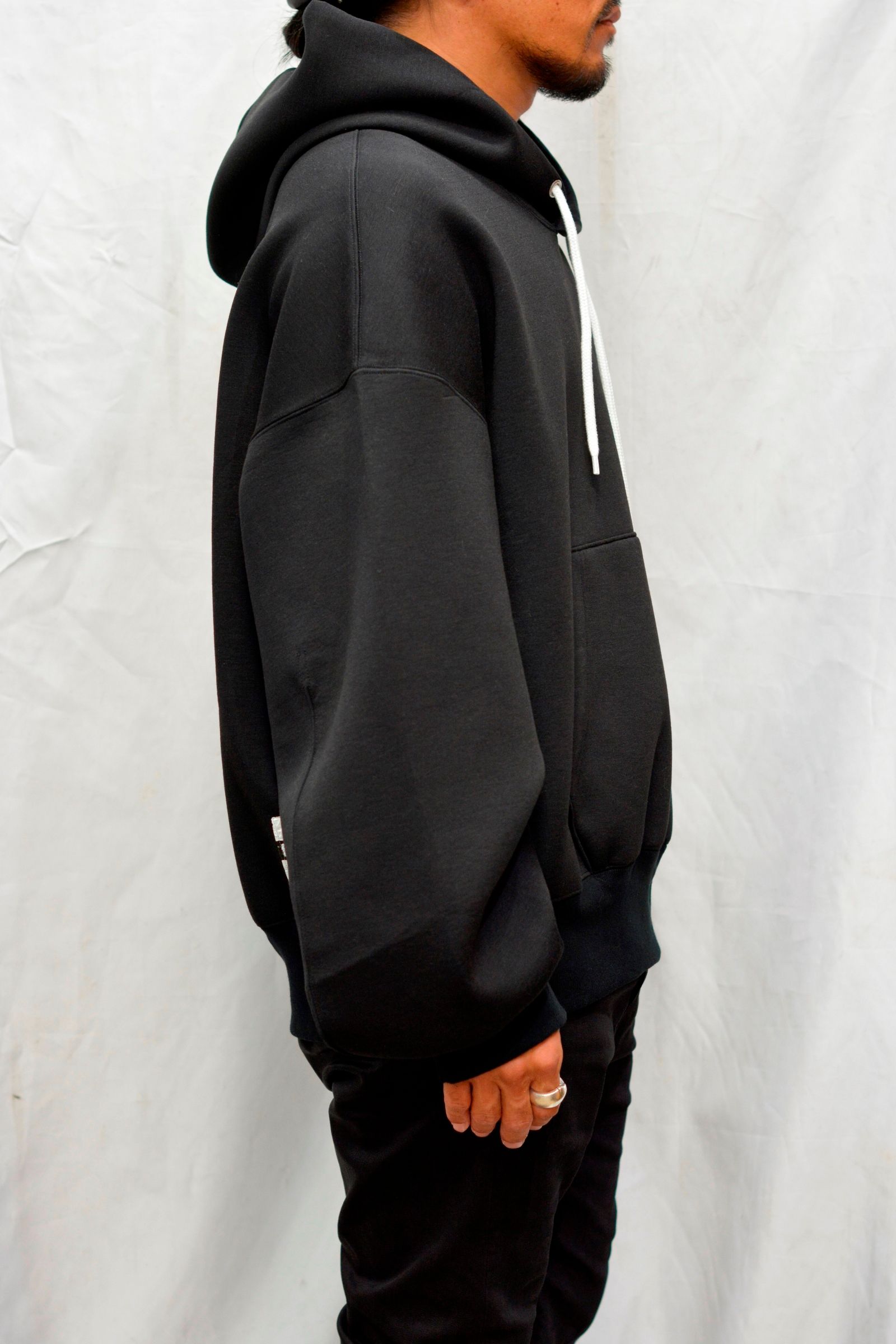 BNDG NW SILHOUETTEHD"