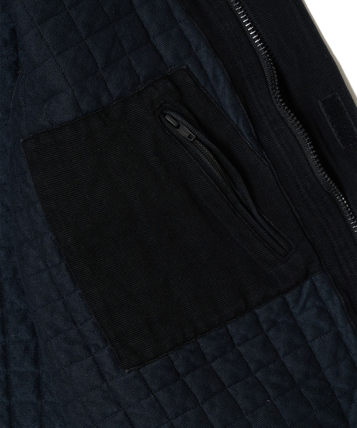 VEST (BLACK) -  ベスト （ブラック） 1242-BL03-001