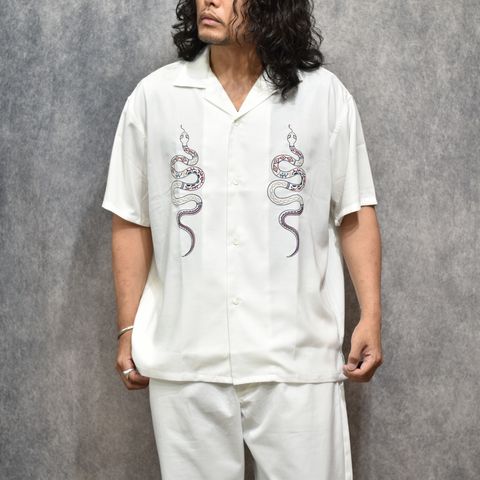 EMBROIDERY SNAKE S/S SH ＜MIHO MURAKAMI DESIGN＞ (WHITE)｜× 村上実帆 スネーク 刺繍 半袖シャツ｜CL-26SS001MM