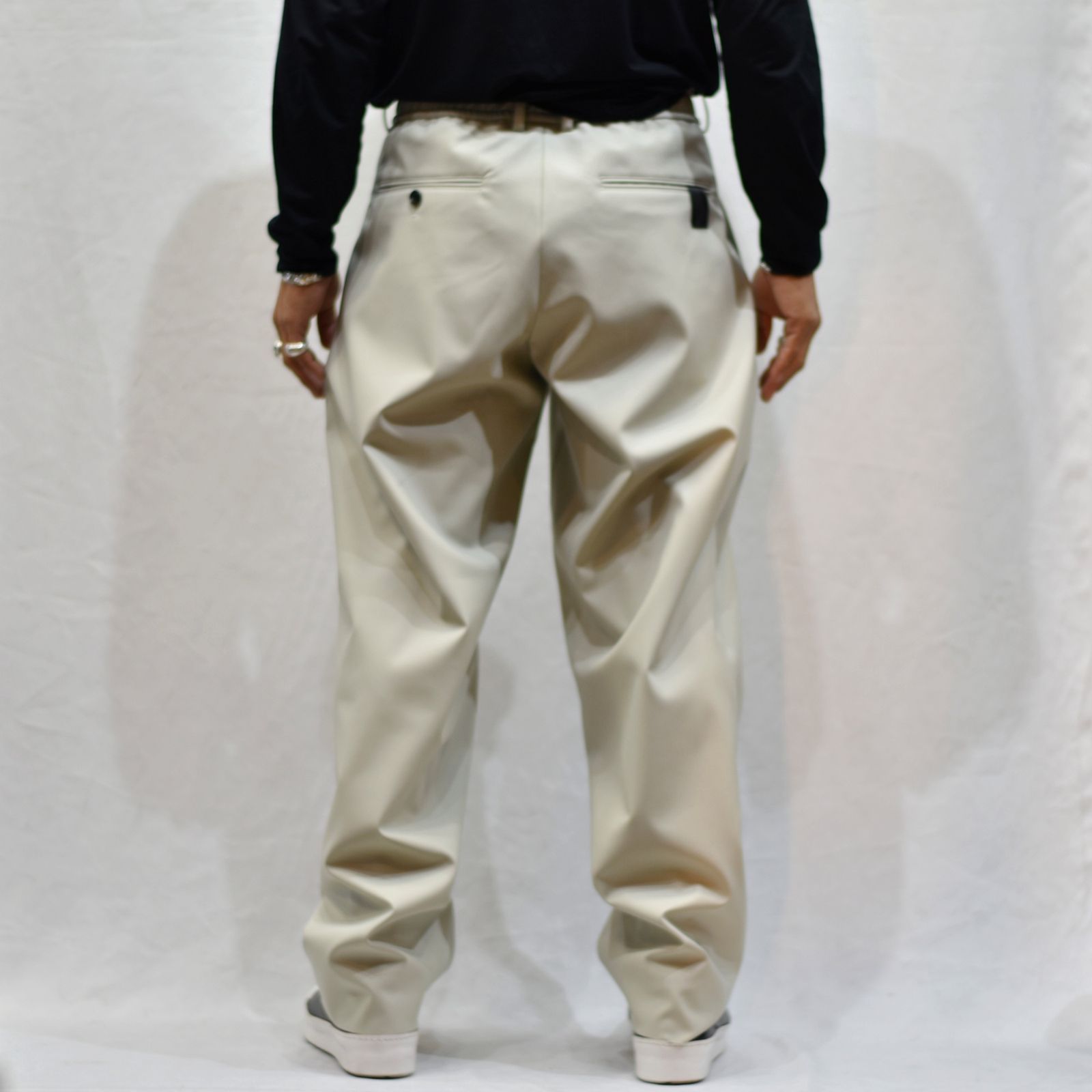 1TUCK EASY TROUSERS （GRAY）