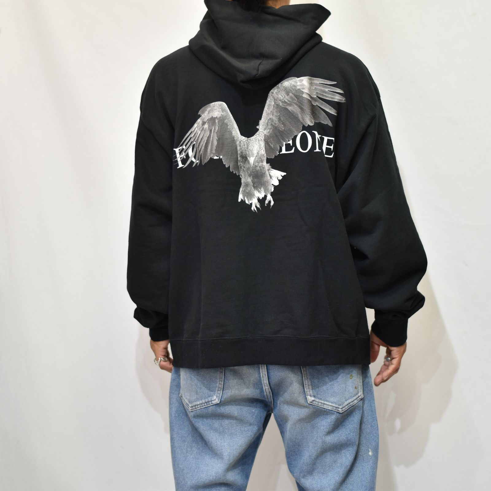 FORSOMEONE - EAGLE HOODIE (BLACK) イーグルプリント パーカー