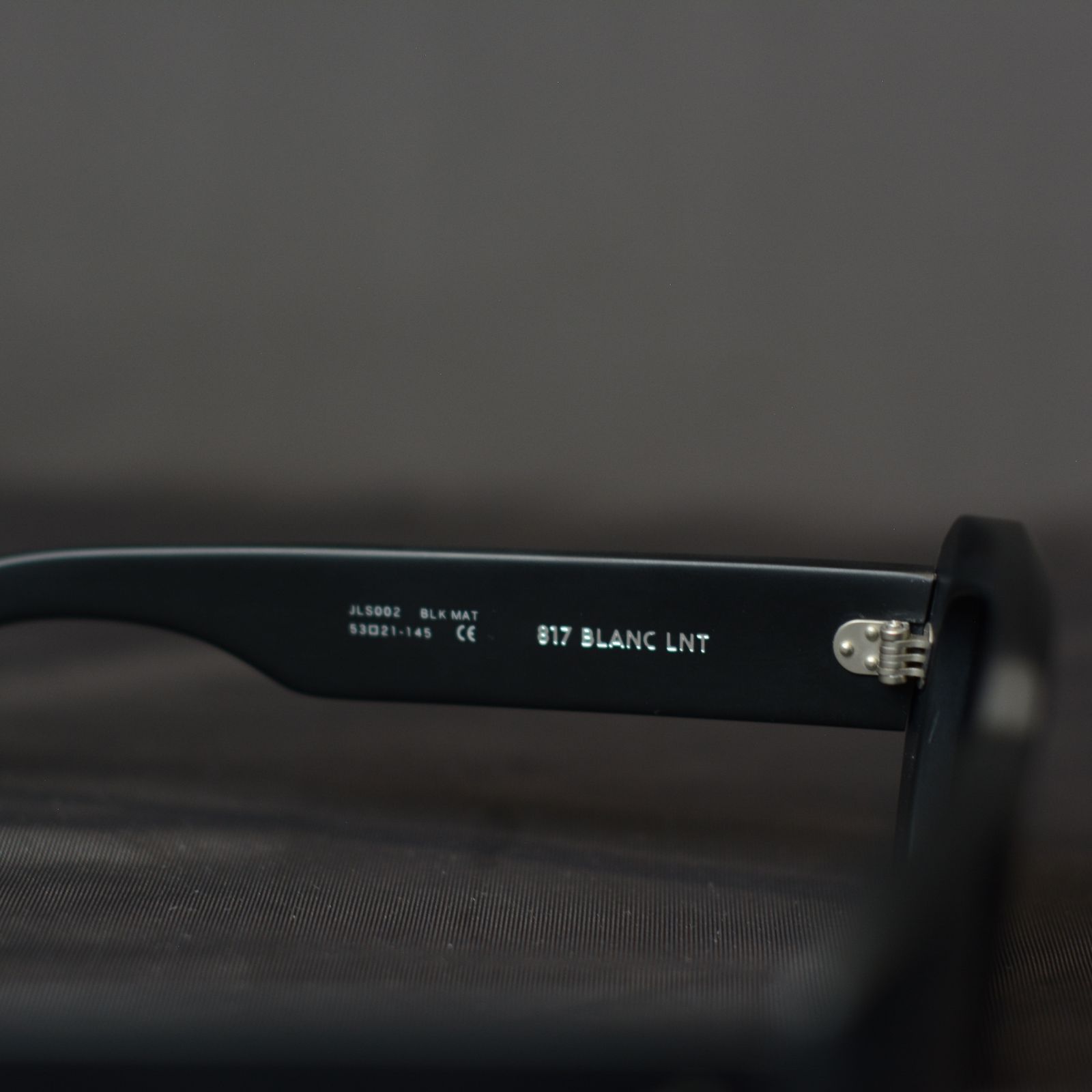 Television cut glasses