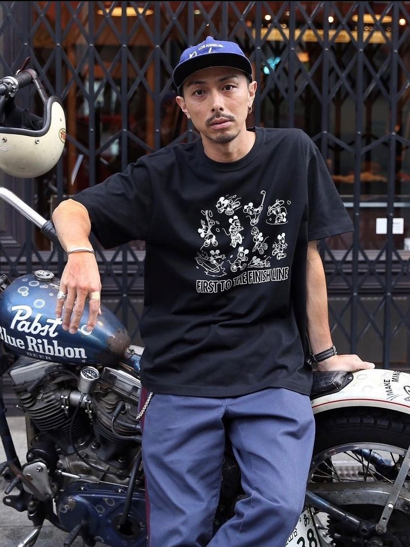 ×DISNEY MULTI PLAYER T-SHIRT (BLACK)