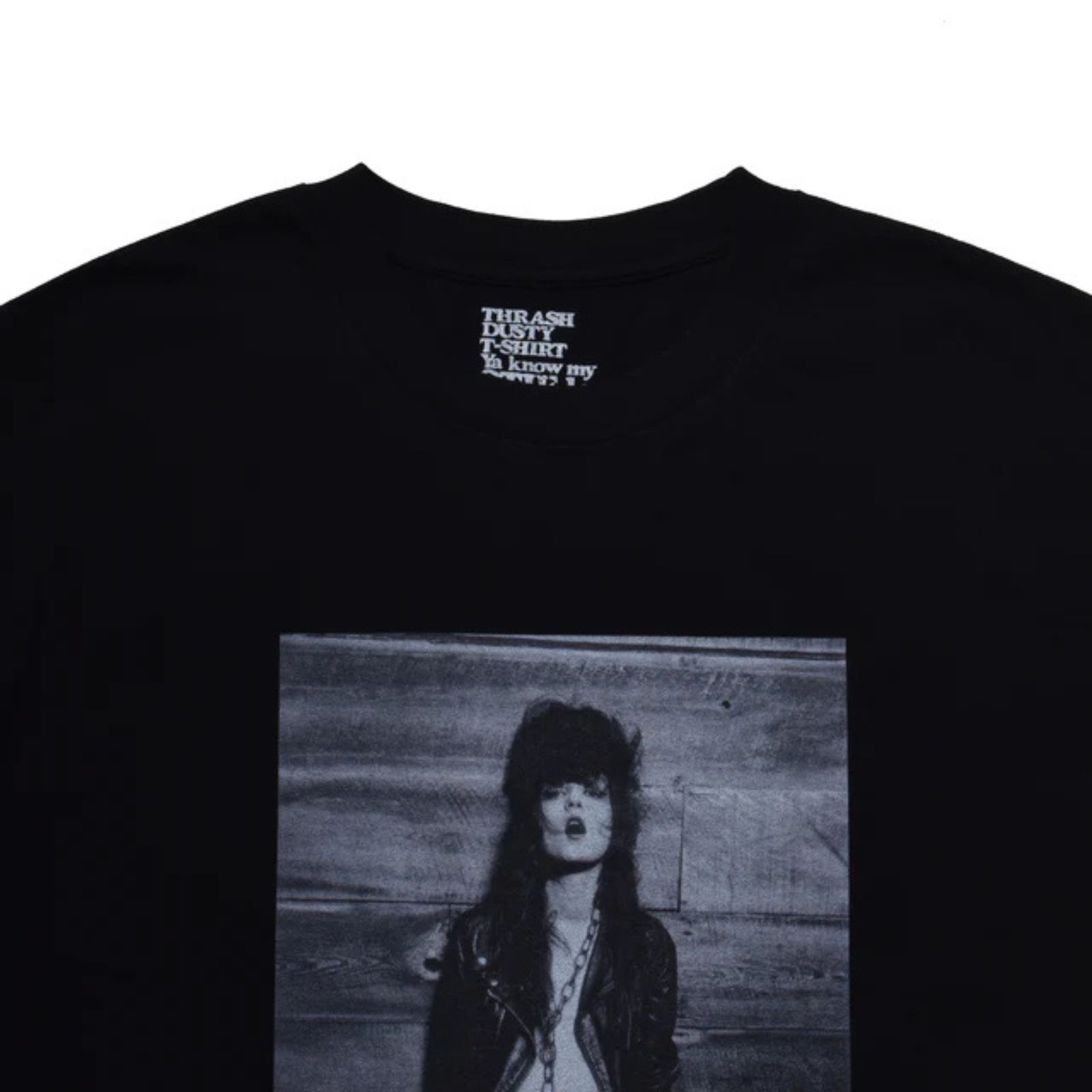 Stie-lo × Irina.L "The front" T-SH （BLACK） / プリントTシャツ （ブラック） 25MND-STL008