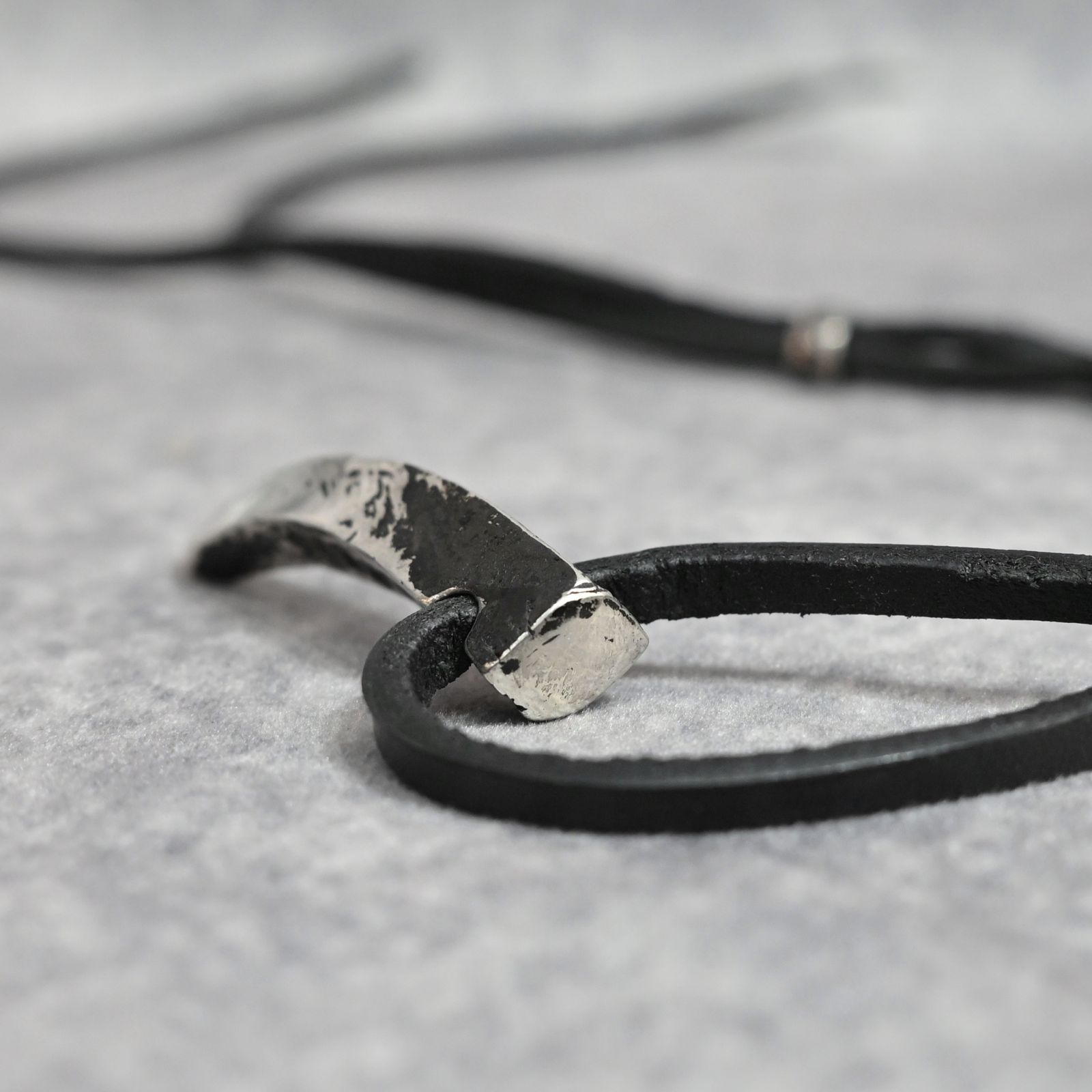 TALON TOP-03 + MARYAM HORSE LEATHER CORD｜ SILVERS 純銀