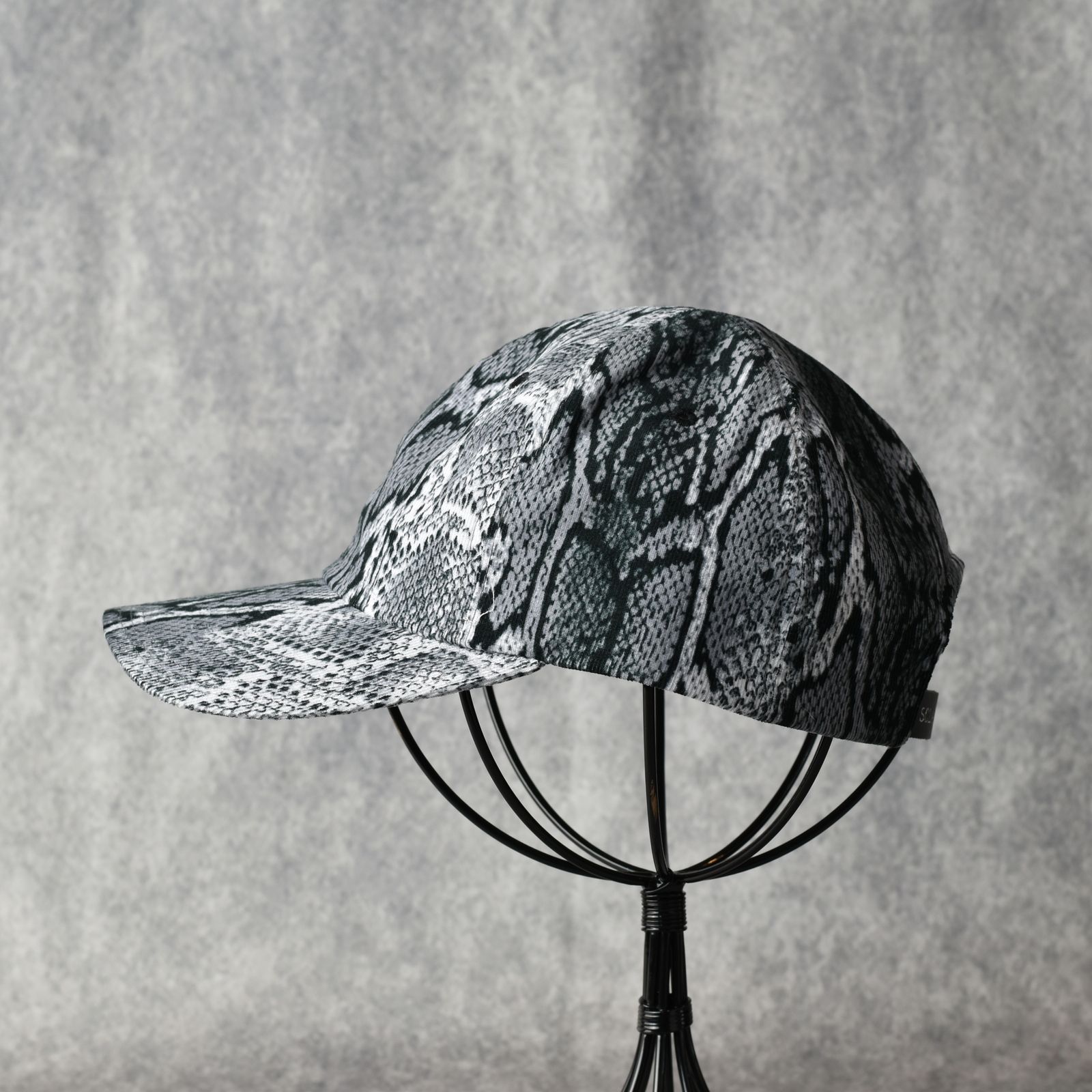 Print Cords Curved Visor Cap "GIBSON" (PYTHON) / パイソン柄 プリント コーデュロイ キャップ