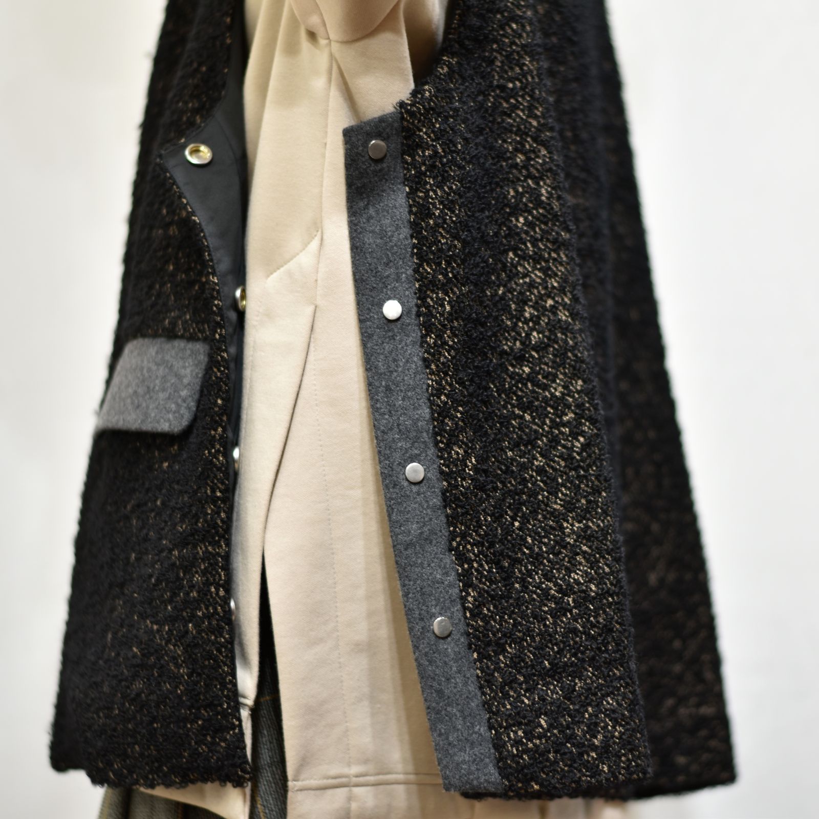 フードベスト / LB22AW-VE01-LYS (BLACK and TAN)