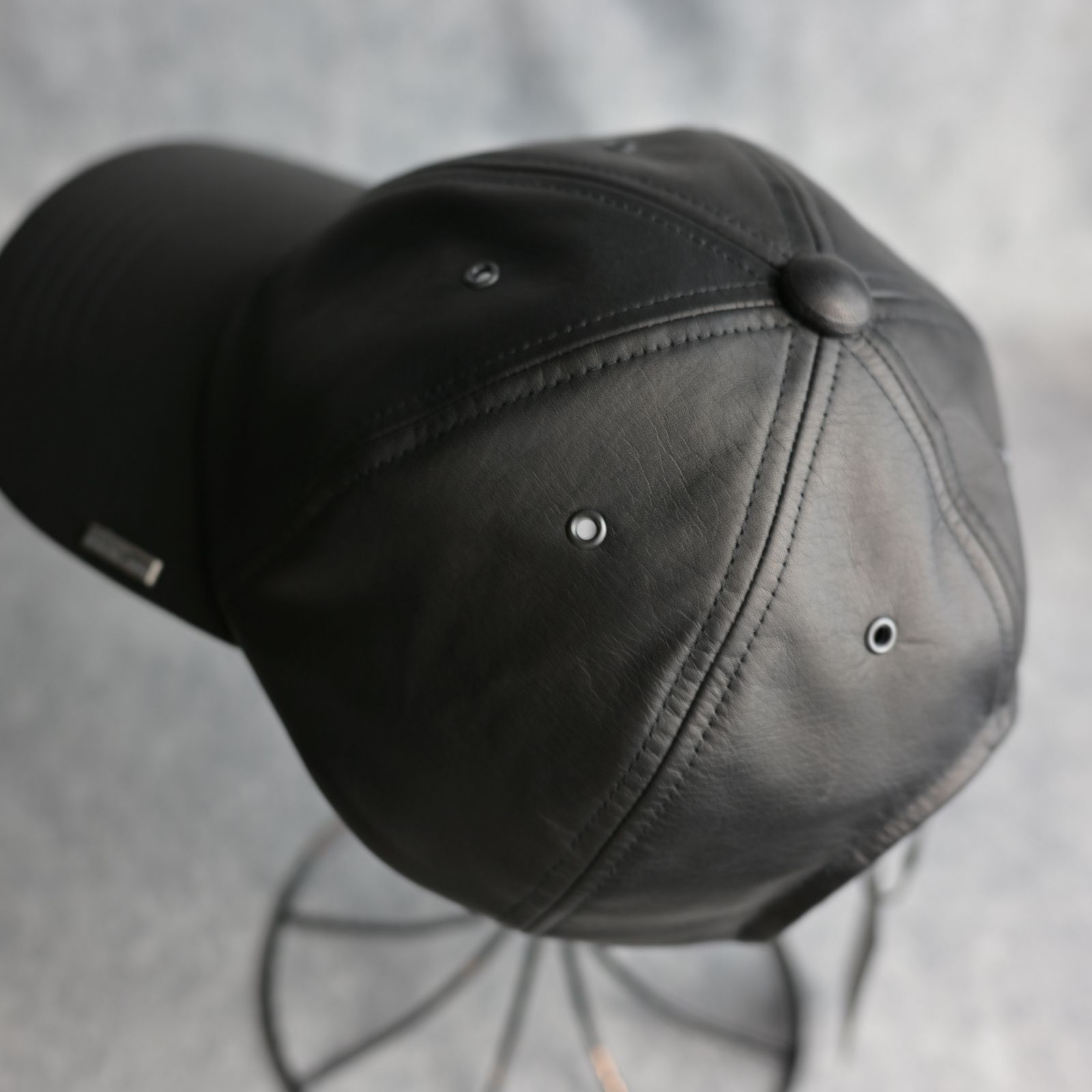 Furniture Leather ローキャップ （BLACK） 858-04