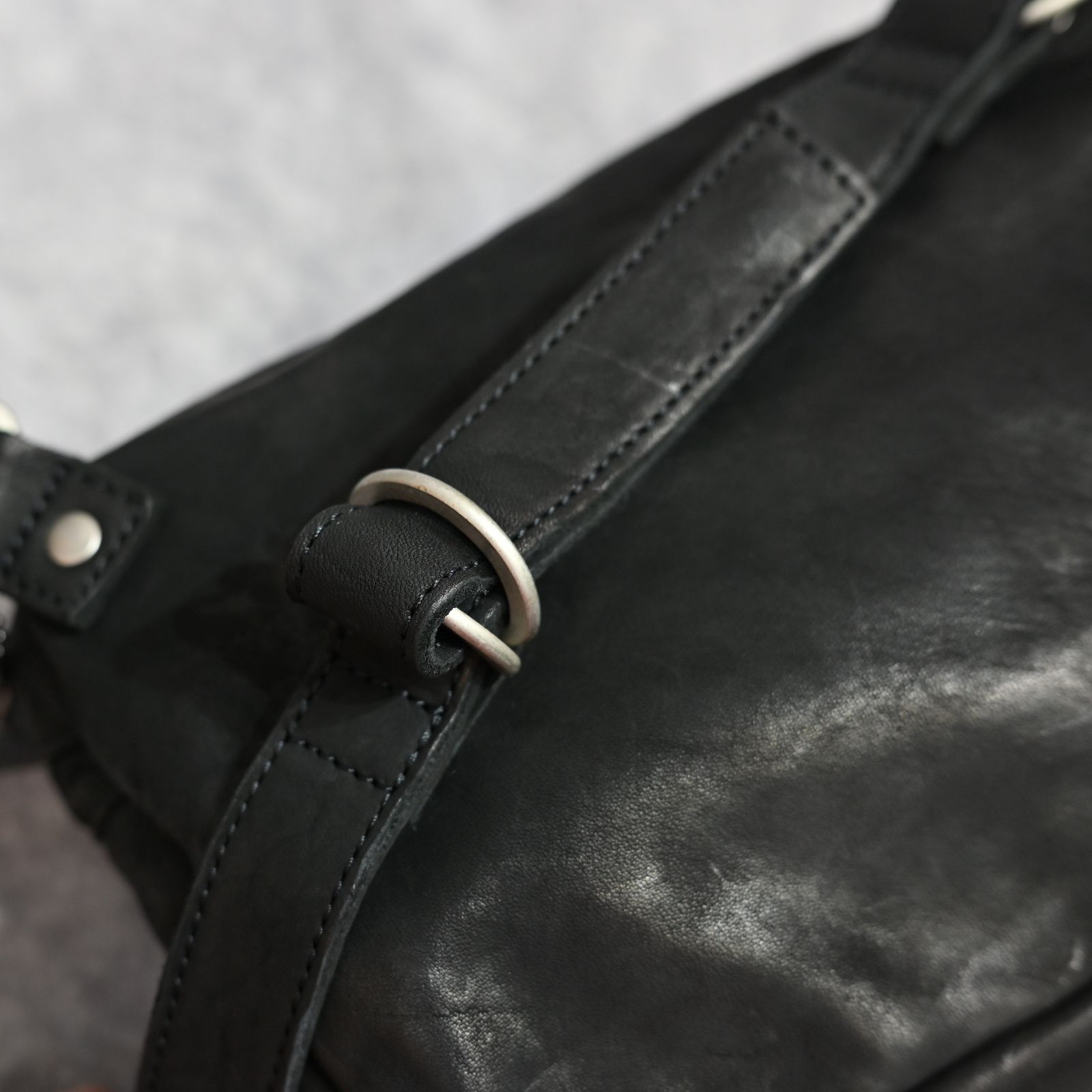 ジャパンダブルショルダー フルタンニン製品染め ショルダーバッグ （BLACK） 92-18