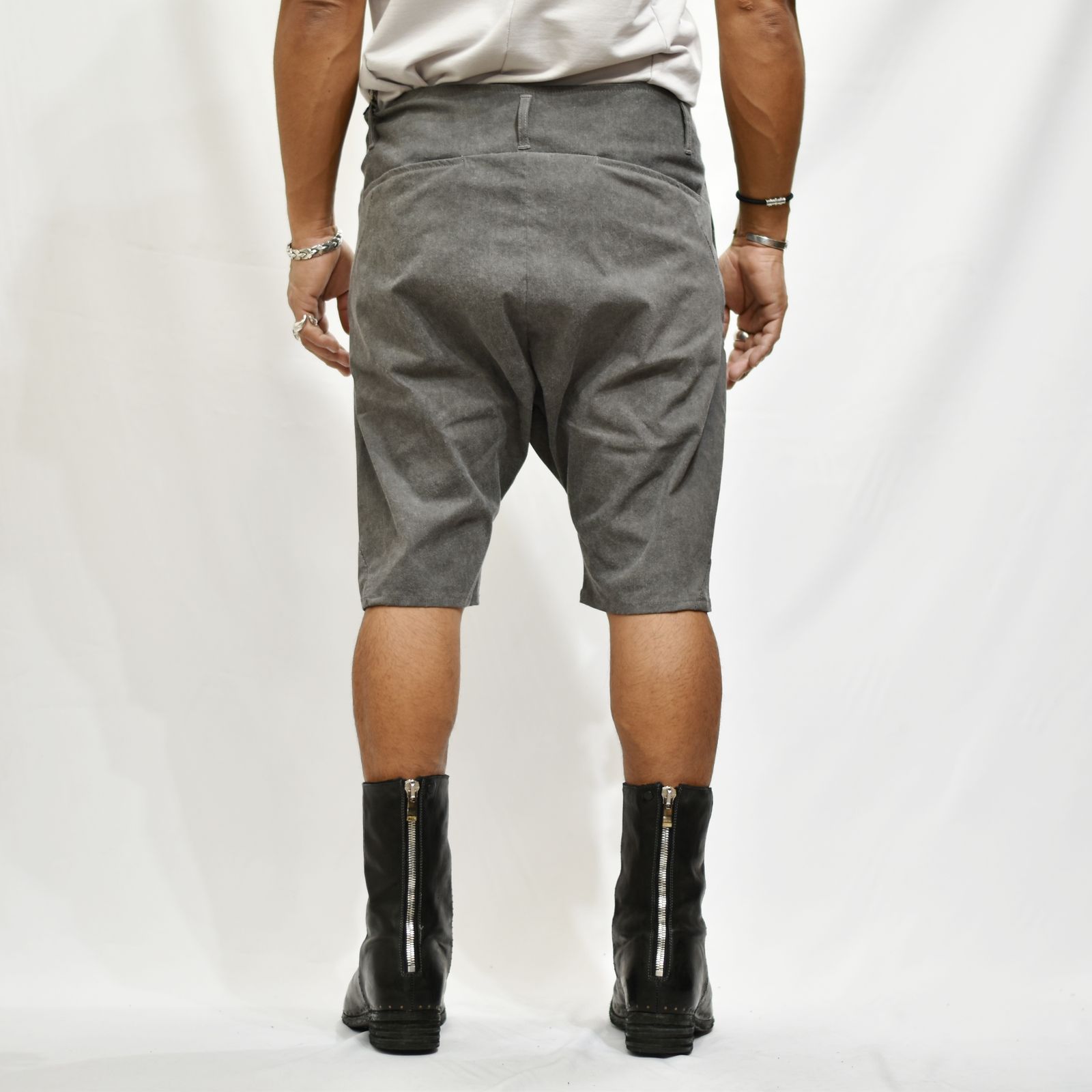 FRONT ZIP SARROUEL SHORT PANTS / UNLINED