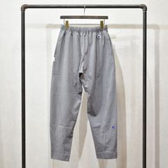 × Champion パンツ （CHARCOAL）