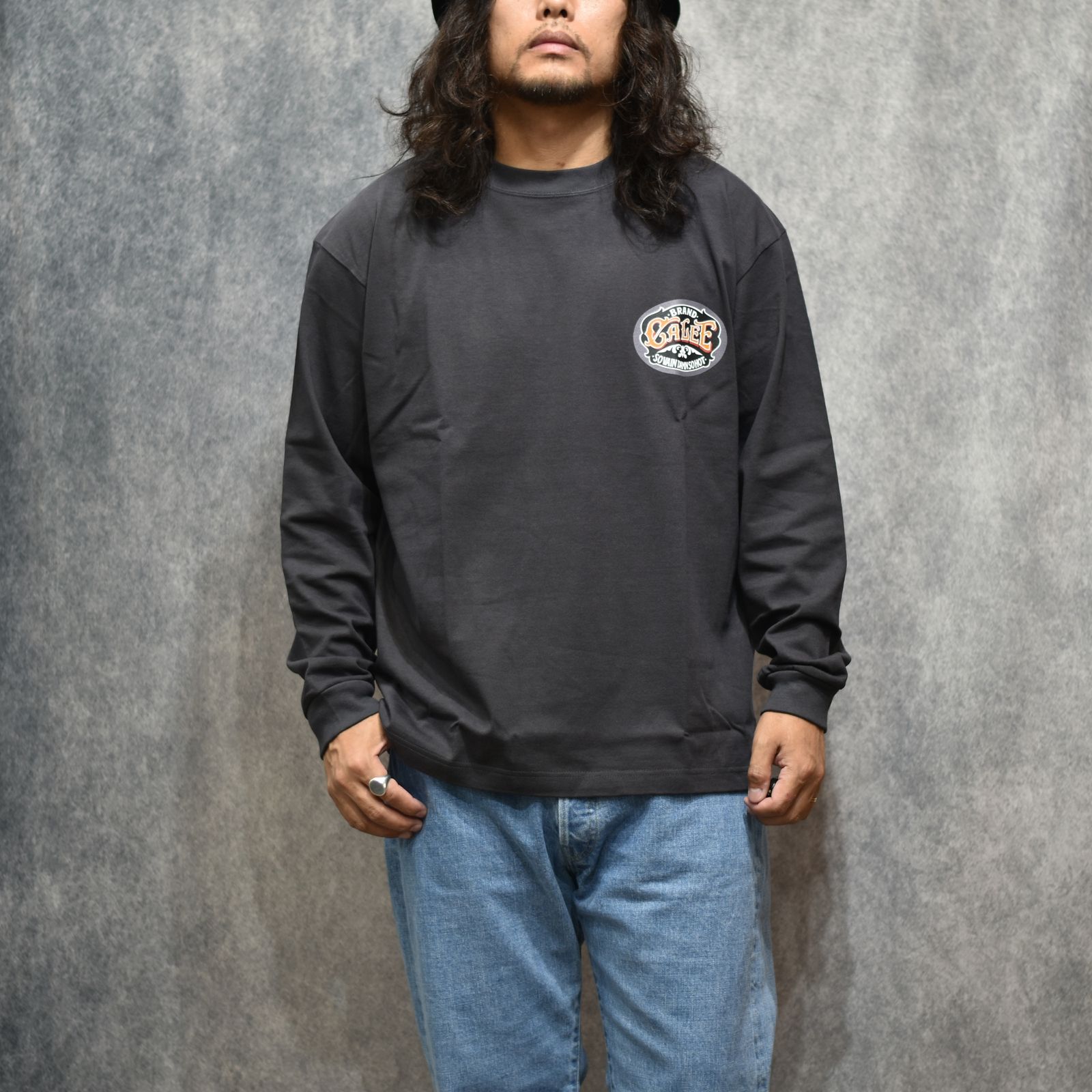 VINTAGE TYPE SIGNBOARD L/S TEE ＜NATURALLY PAINT DESIGN＞ (INK BLACK)｜プリント 長袖 Tシャツ｜CL-26AWNT002