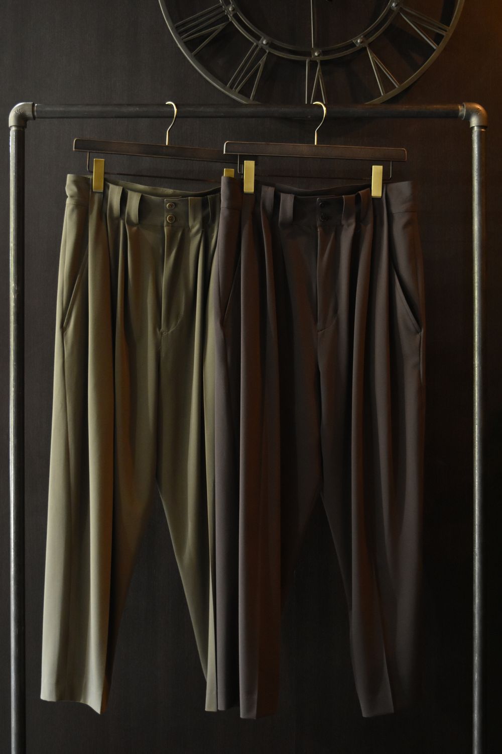 【IROQUOIS】 HIGH WAIST TUCK-LOOP PT