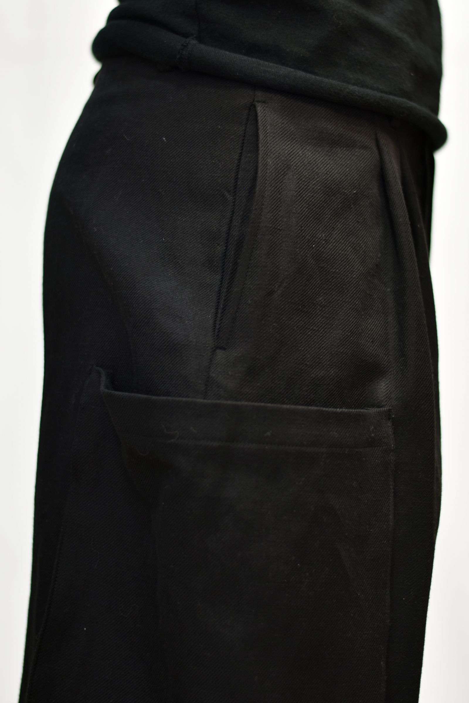 kujaku - shiran pants | chord online store