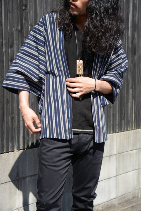 STYLE NO. 4