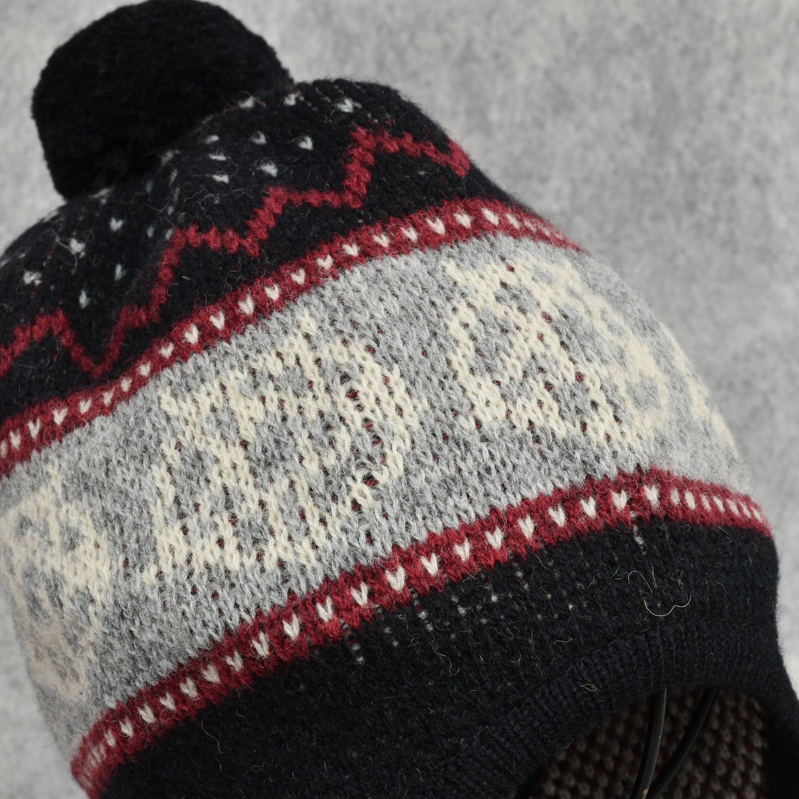 WOOL KNIT FLAP POMPOM BEANIE (BK)｜ポンポンニット帽｜PD25AAC09