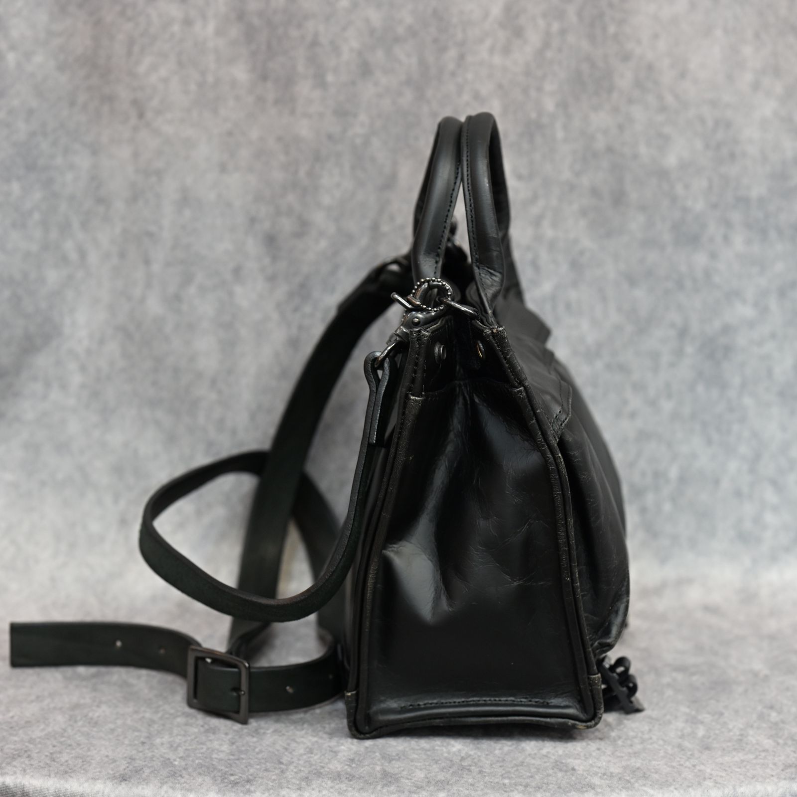 JAPAN HORSE CRACKING VINTAGE MINI-TOTE/SHOULDER BAG （BLACK）｜ジャパンホース ミニトート バッグ｜260-01