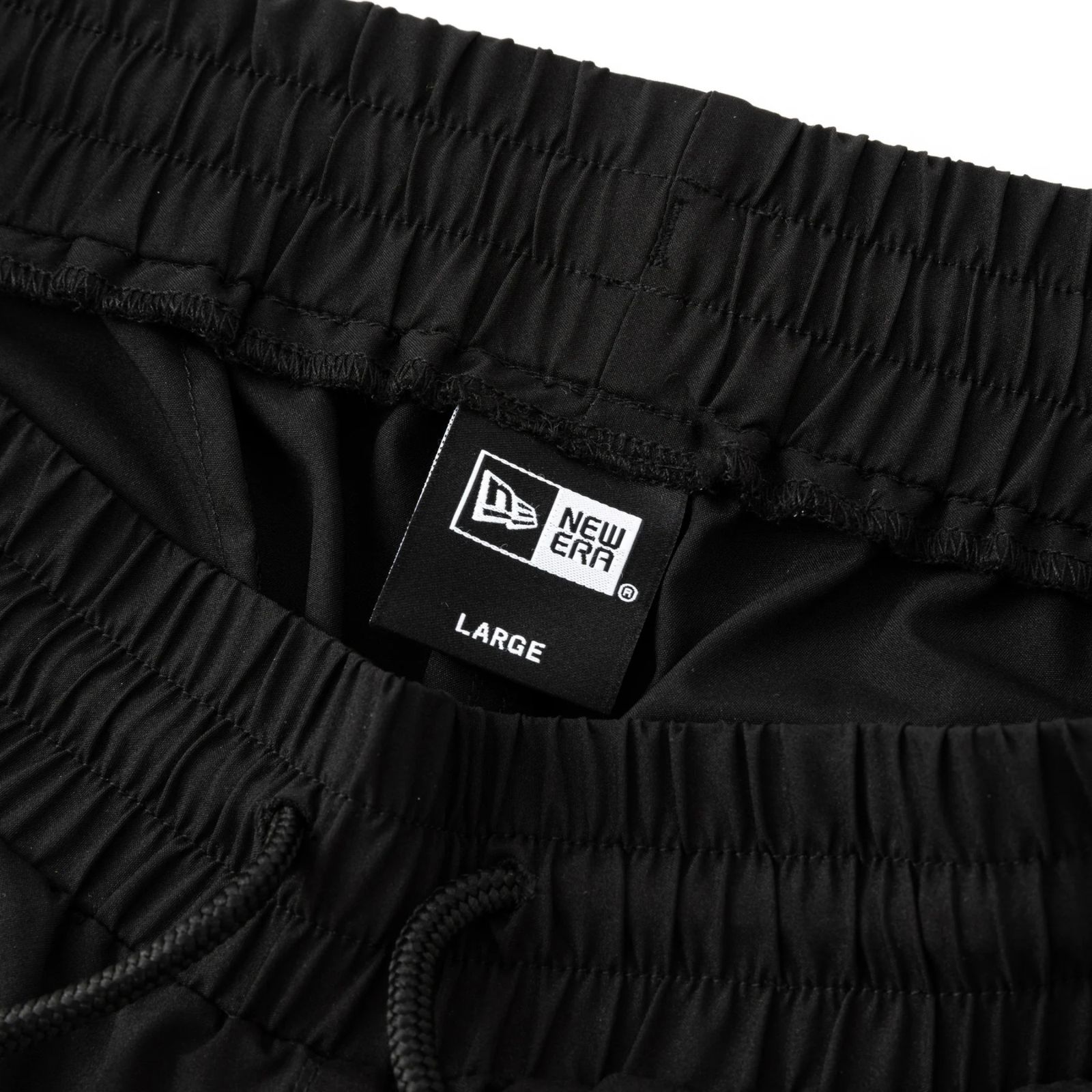 × NEWERA®︎ CALEE LOGO OVERSIZED PIPING TRACK PANTS ＜EXCLUSIVE＞ (BLACK) / ニューエラ トラックパンツ