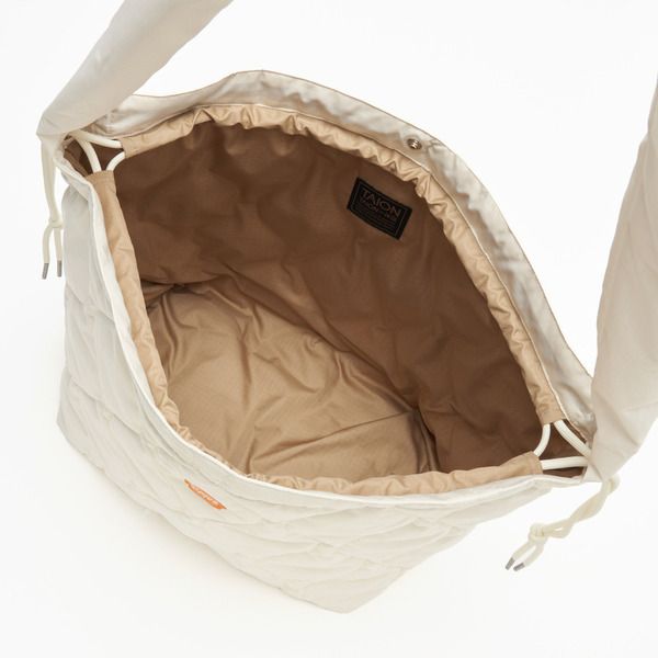 x TAION Down Tote Bag （IVORY） / ダウントートバッグ （アイボリー）