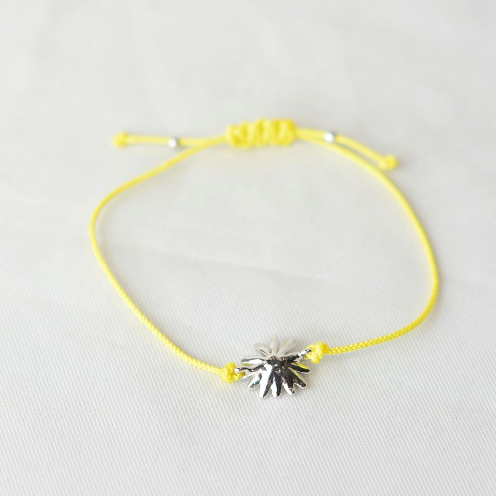 MAKE A WISH BRACELET DAISY (YELLOW)