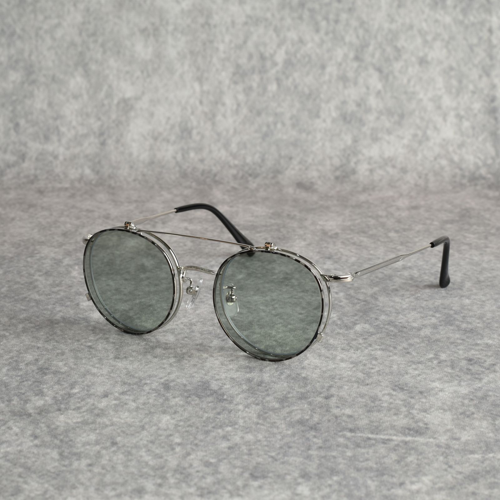 CALEE - FLIP UP TYPE CIRCLE METAL GLASSES (SILVER/GREEN) / フリップアップタイプ サークルメタル  サングラス | chord online store