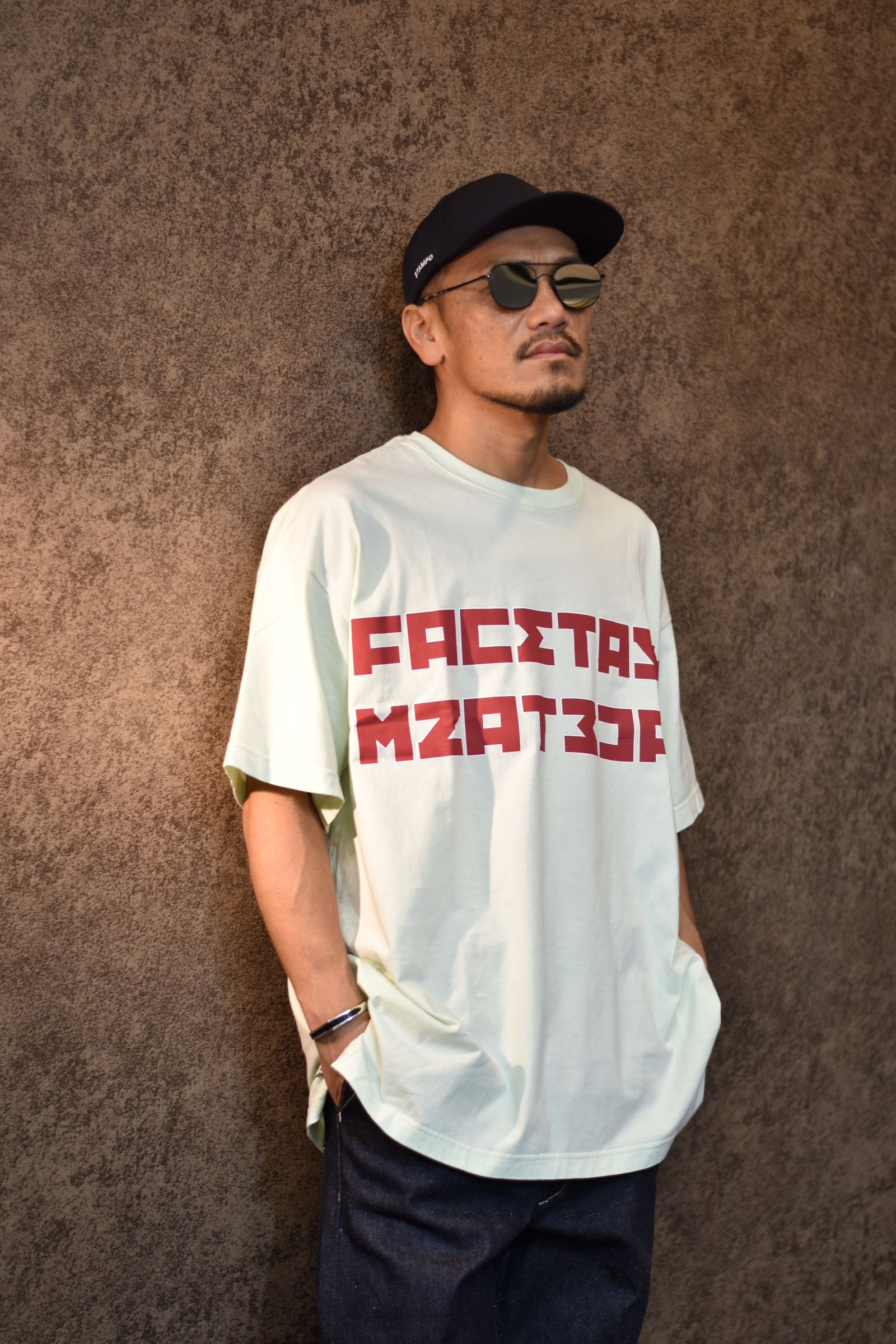 SOCCER LOGO BIG TEE (KHAKI)