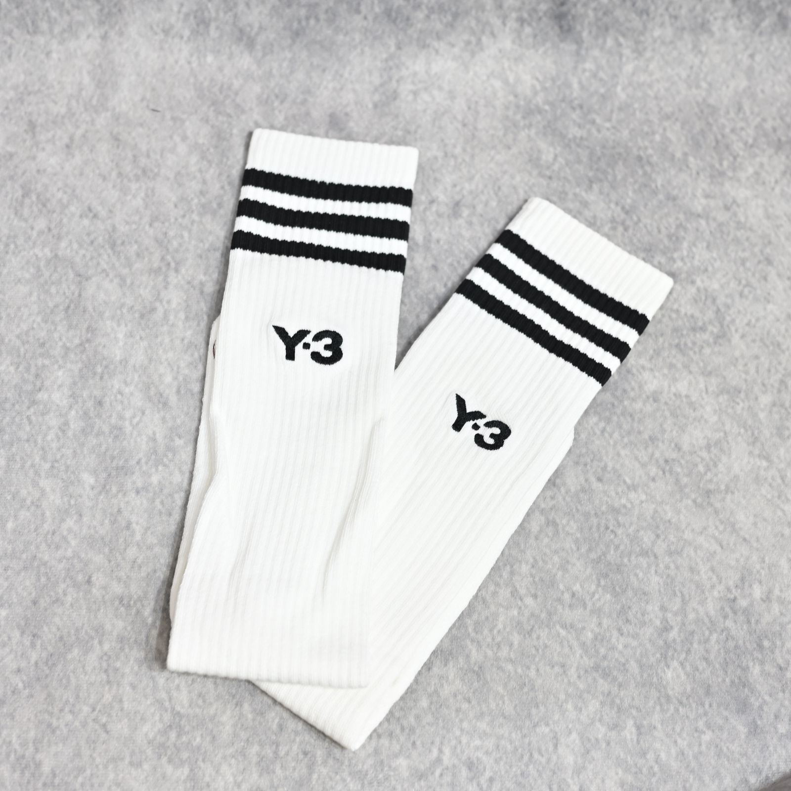 Y-3 STRIPES HIGH SOCKS （WHITE） / ロングソックス （ホワイト） KS1458