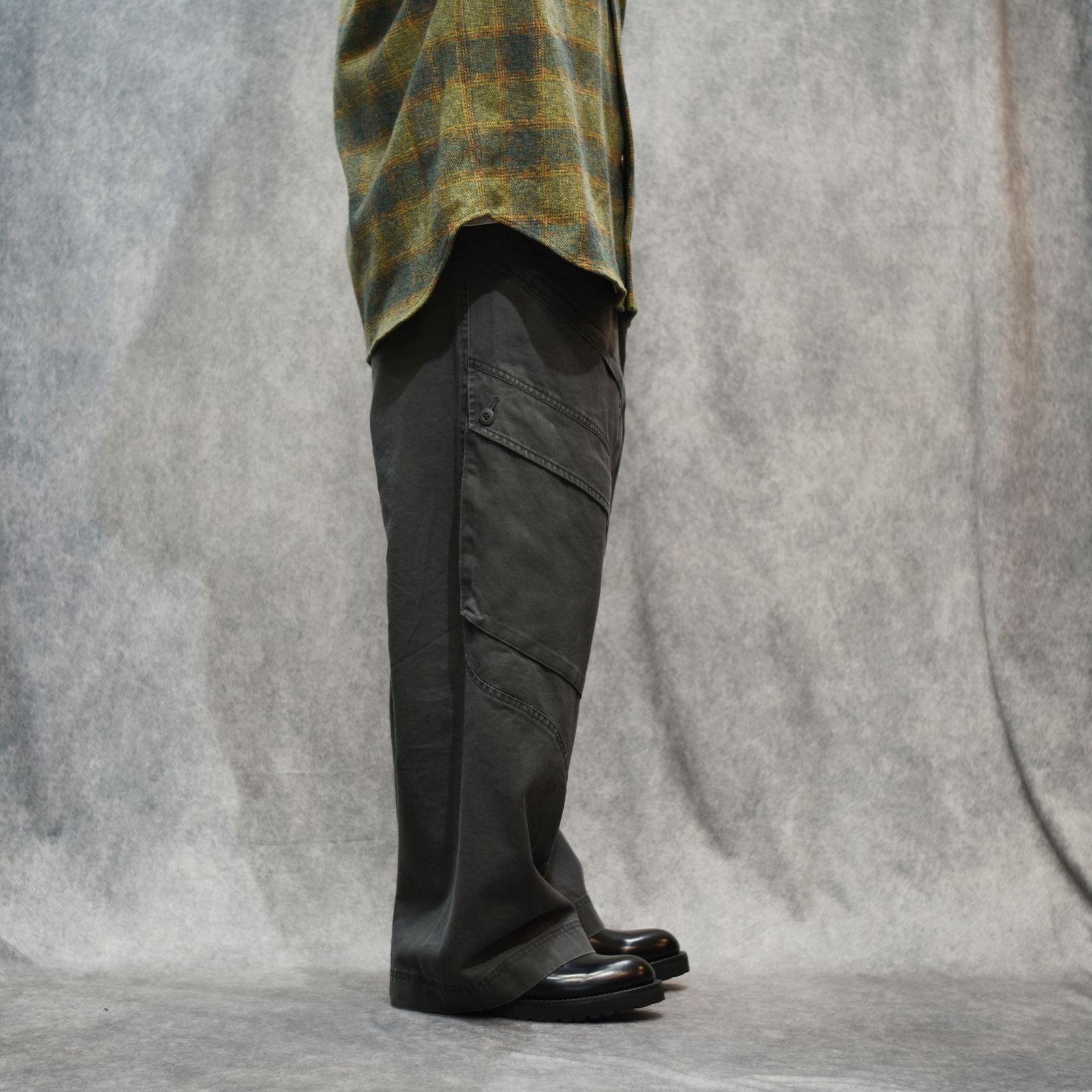 DOUBLE DYE CHINO PT (BLACK)｜二重染め チノパンツ｜475203