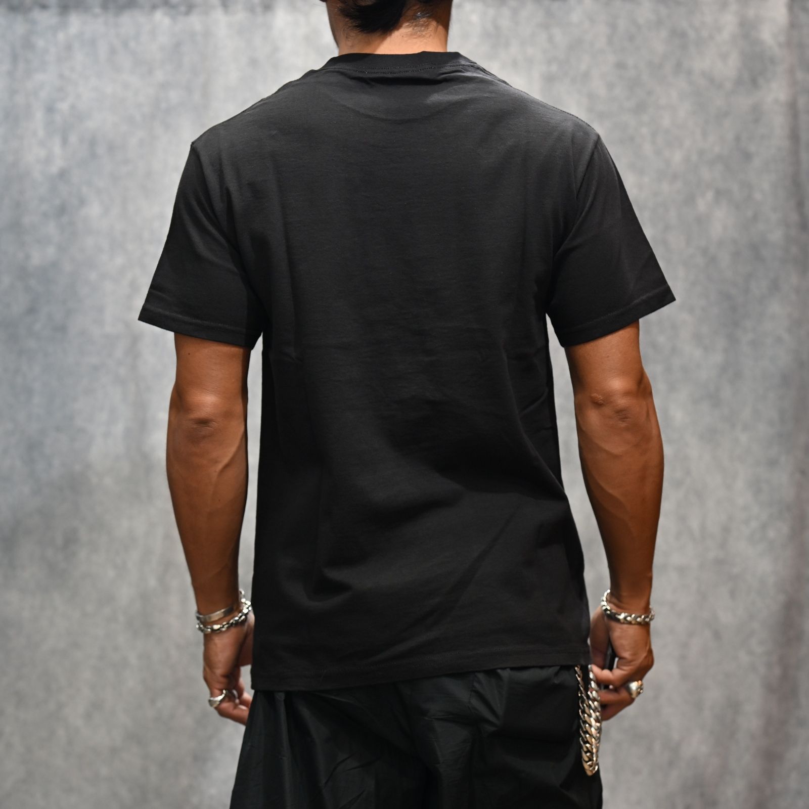 × MASSES “ROUND NECK” SHORT SLEEVE T A Ys （BLACK） / ML-T74-990-2